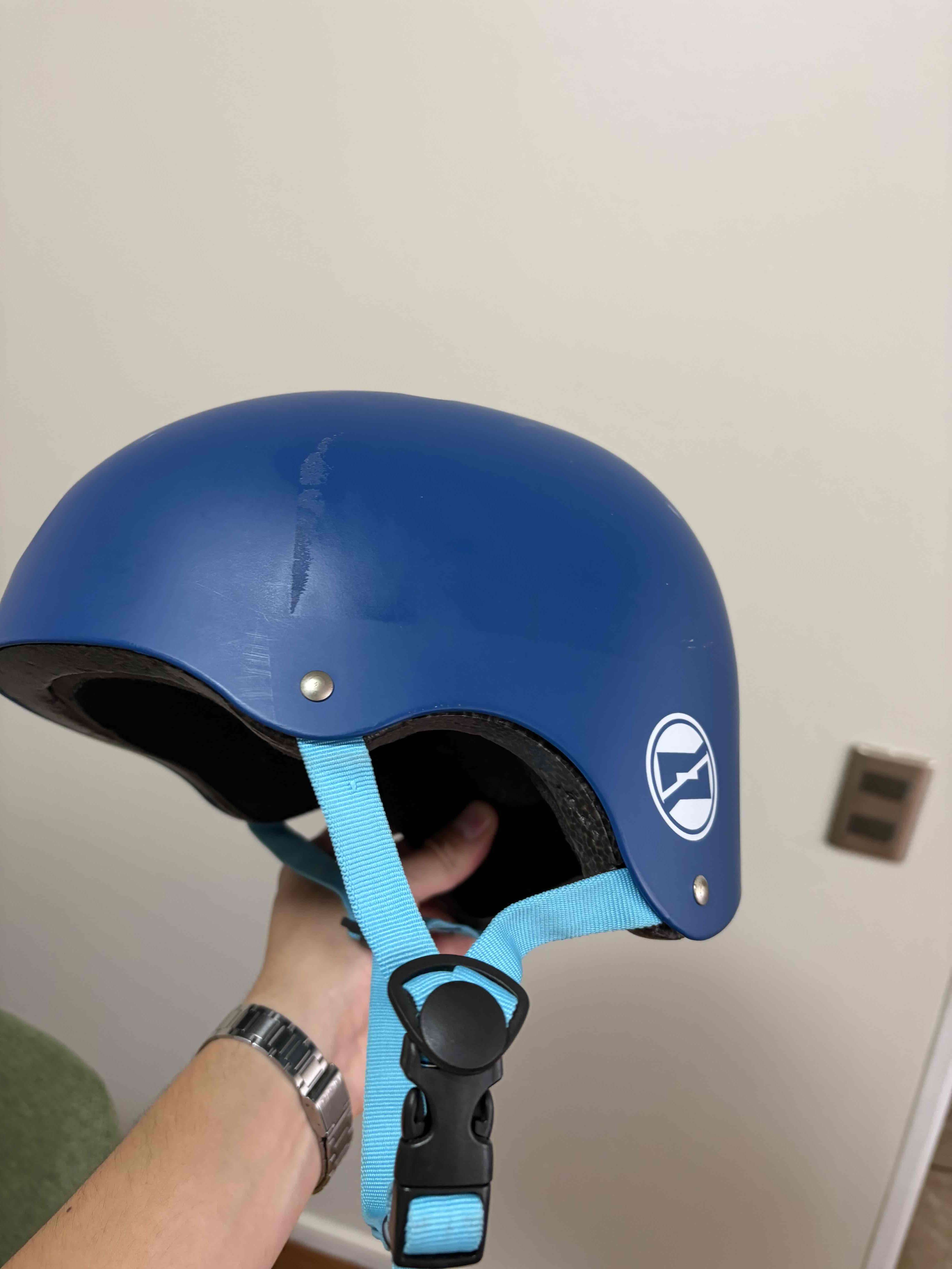 Casco azul Polemic - 3