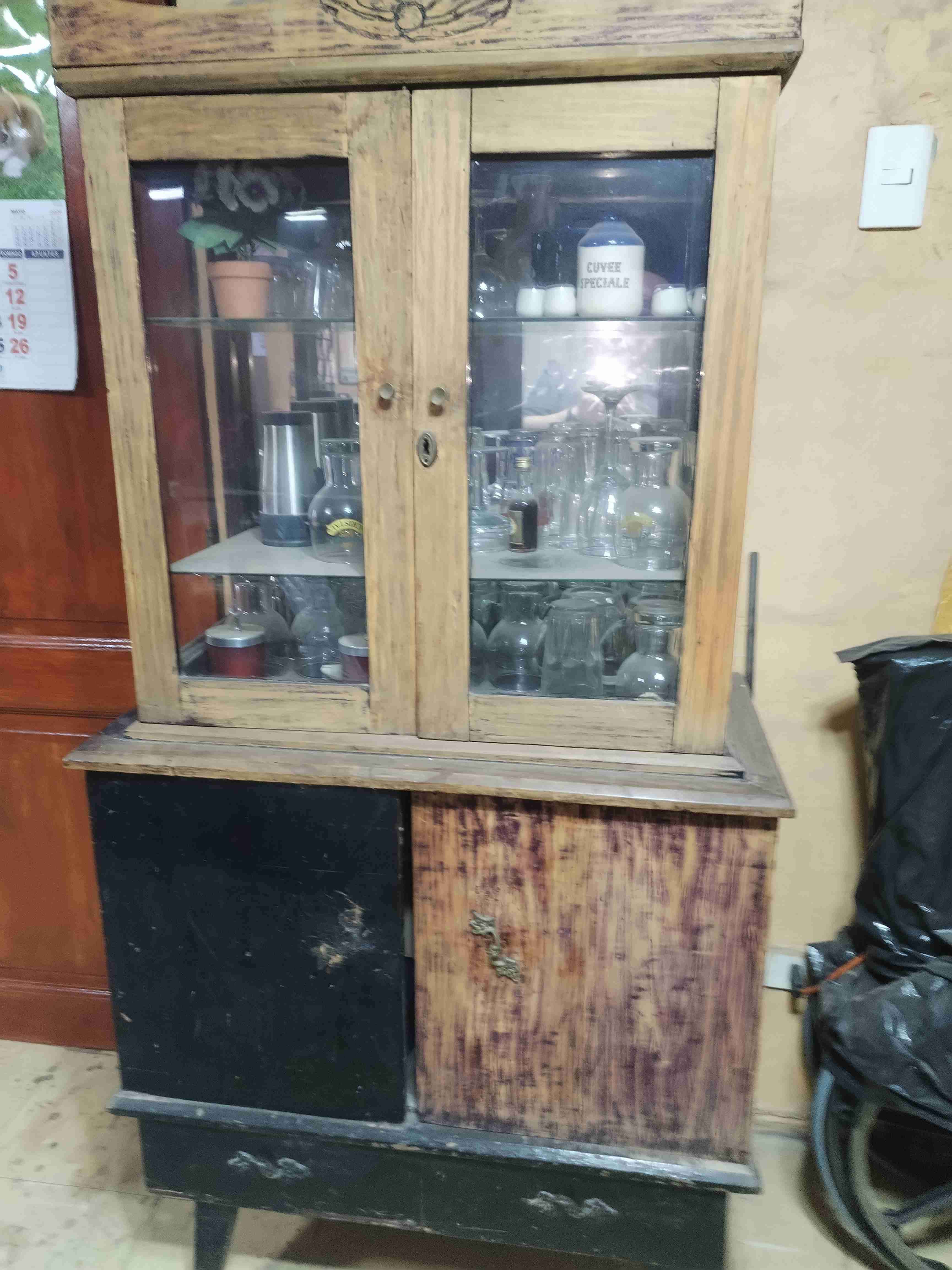 Vitrina de madera vintage - miniatura 4