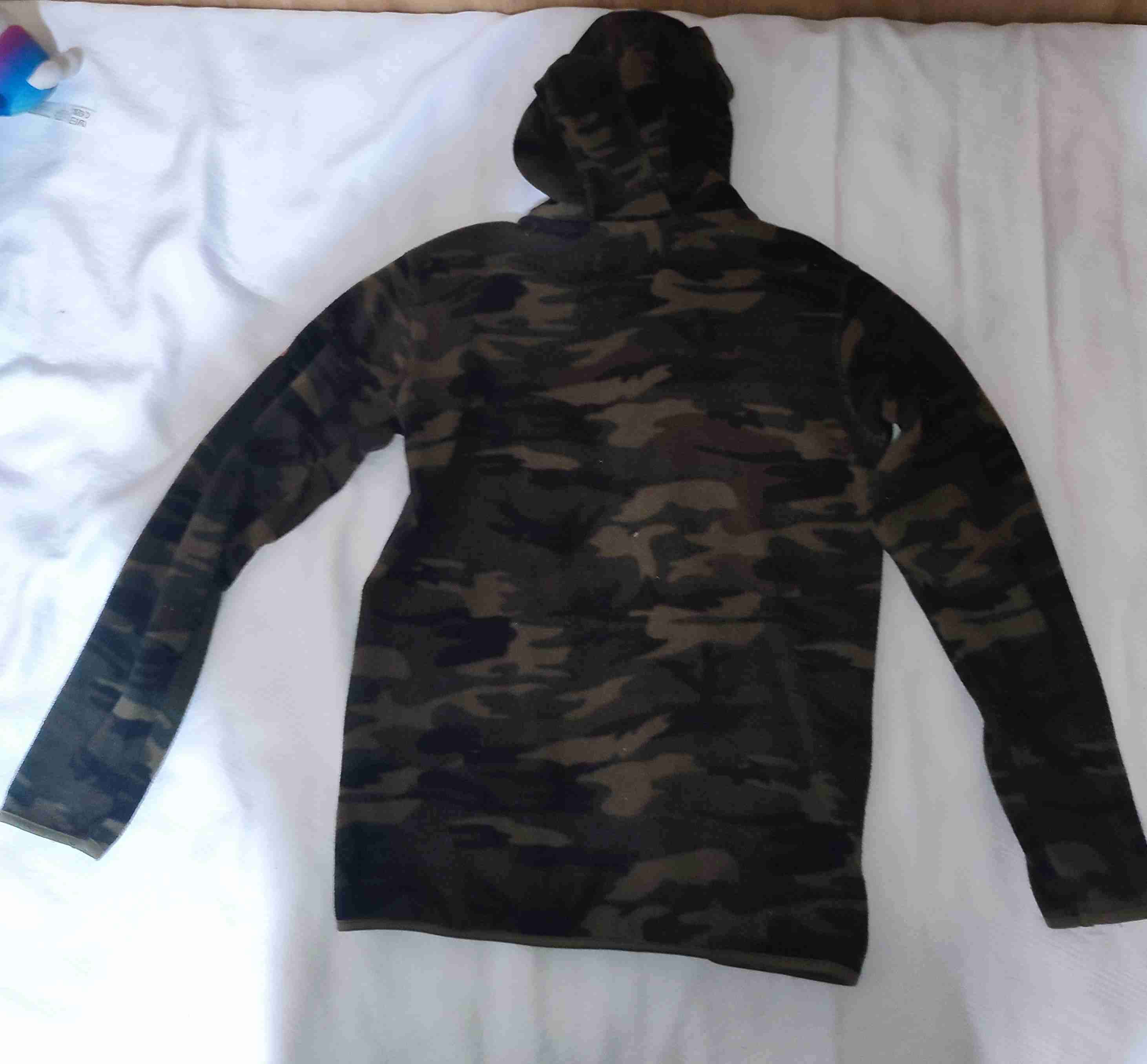 Polerón camuflado con capucha - miniatura 2