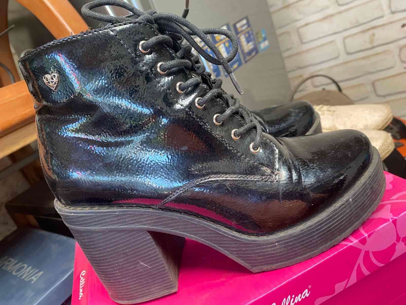 Botines negros de charol - miniatura 3