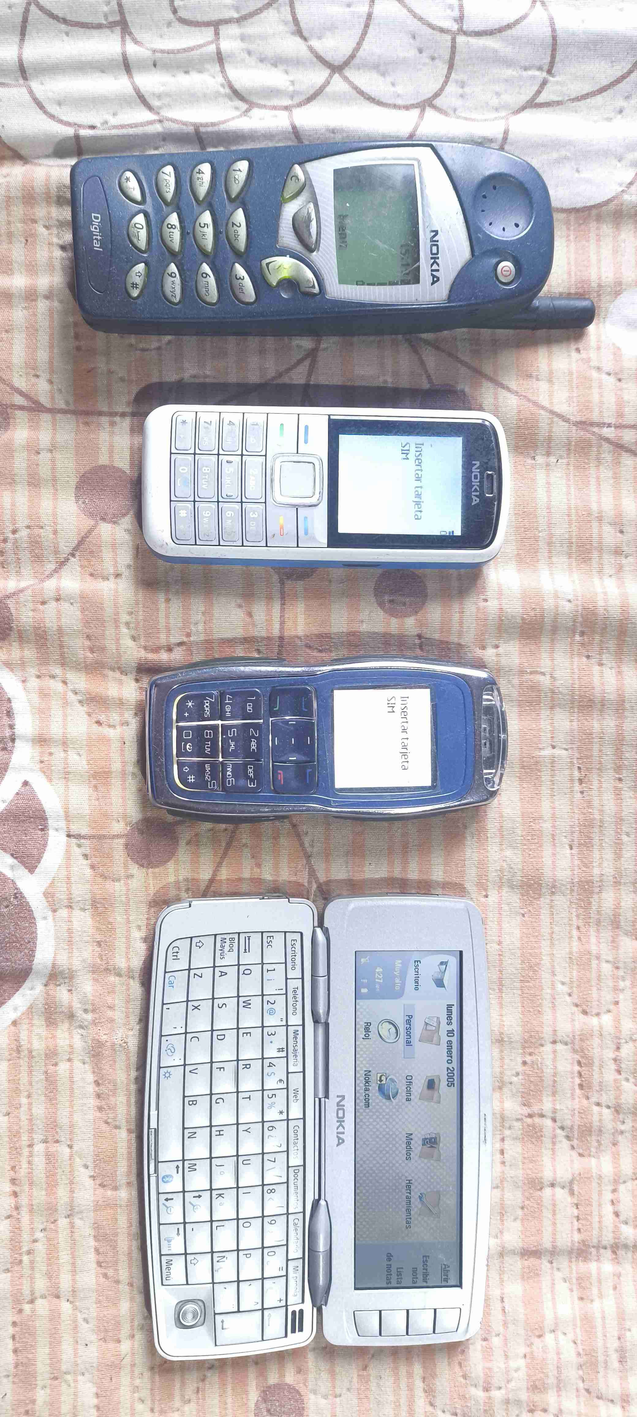 Lote de celulares Nokia antiguos - miniatura 2