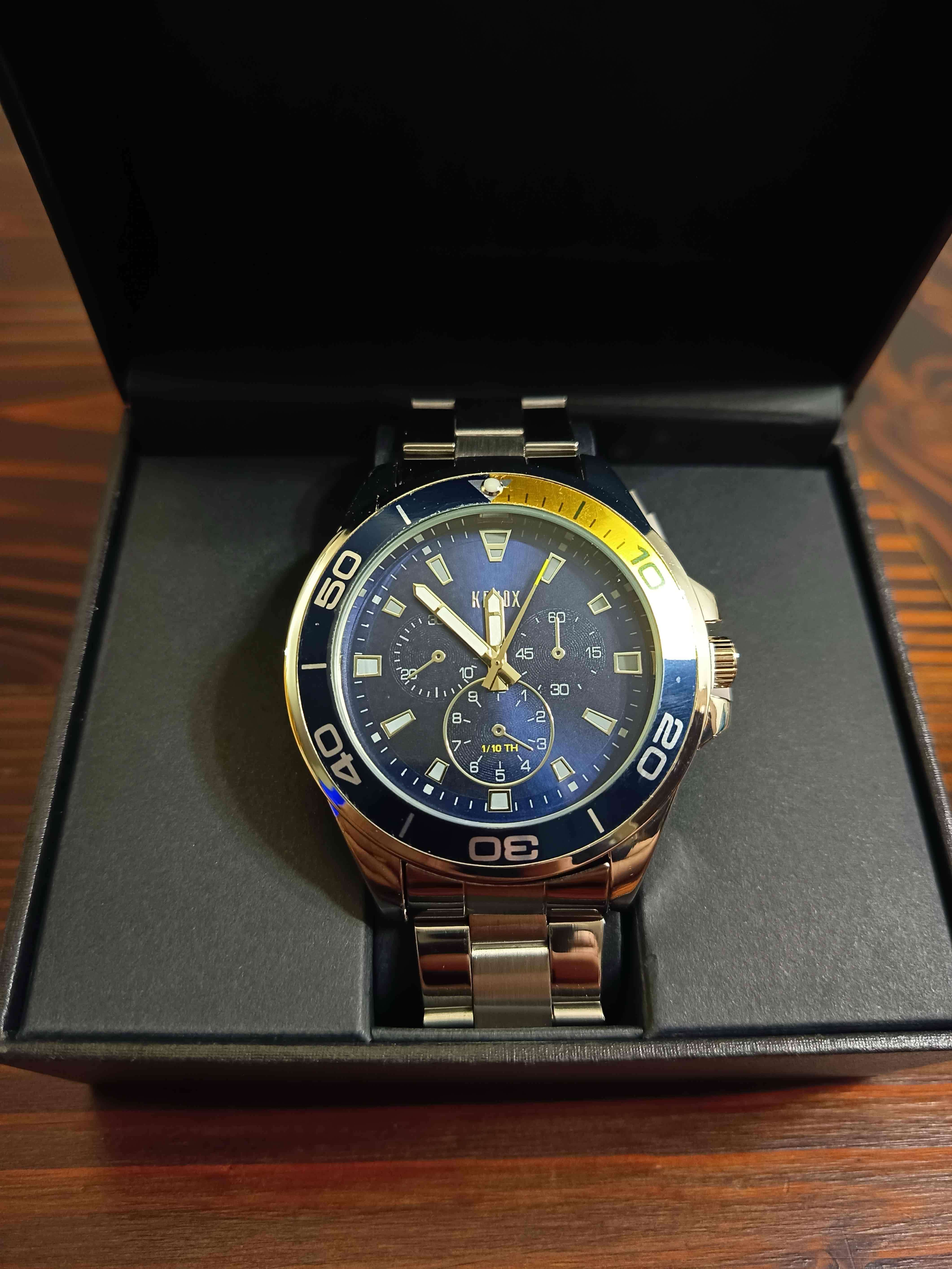 Reloj de pulsera plateado y azul - miniatura 3