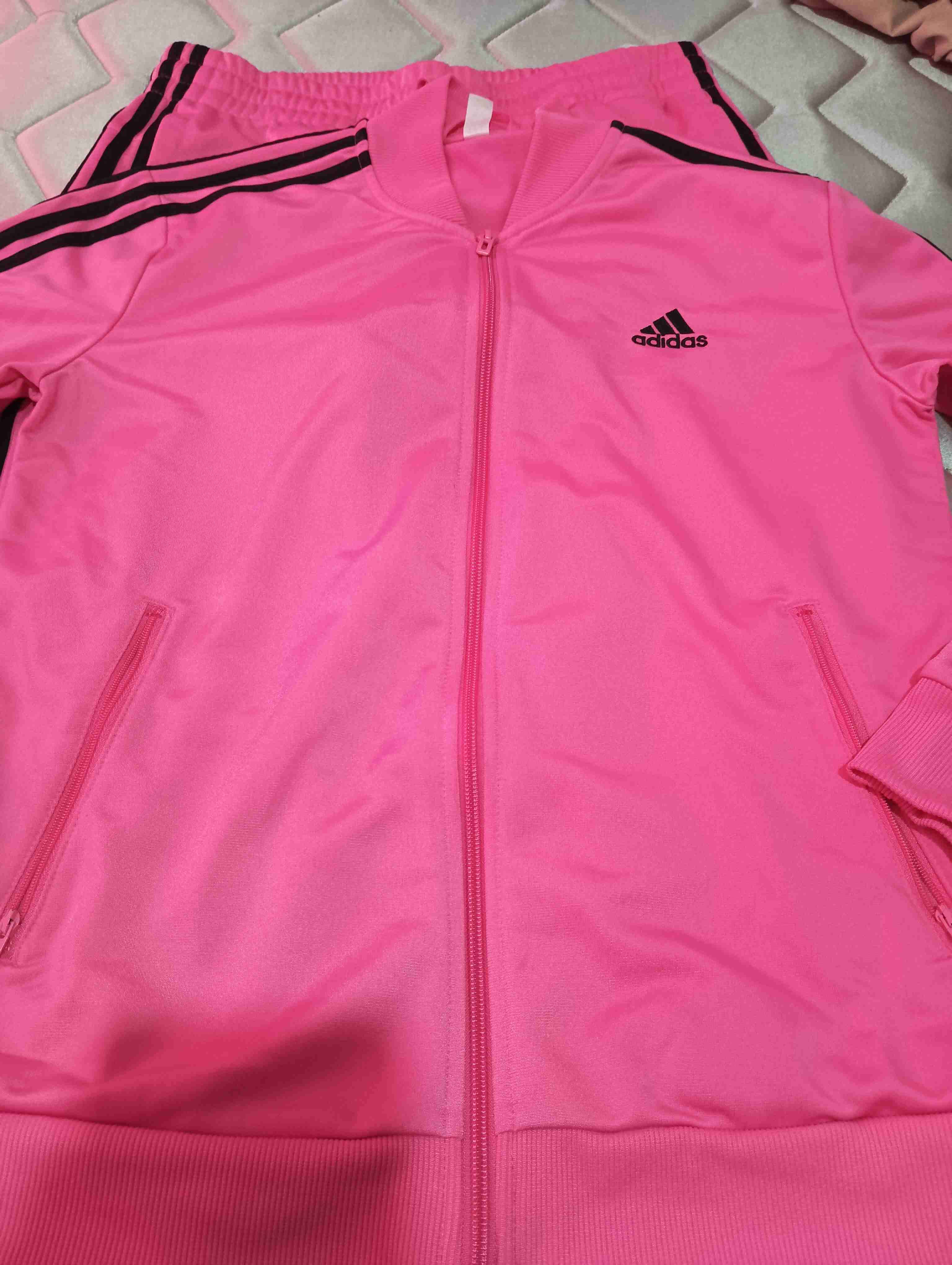 Conjunto deportivo rosado Adidas