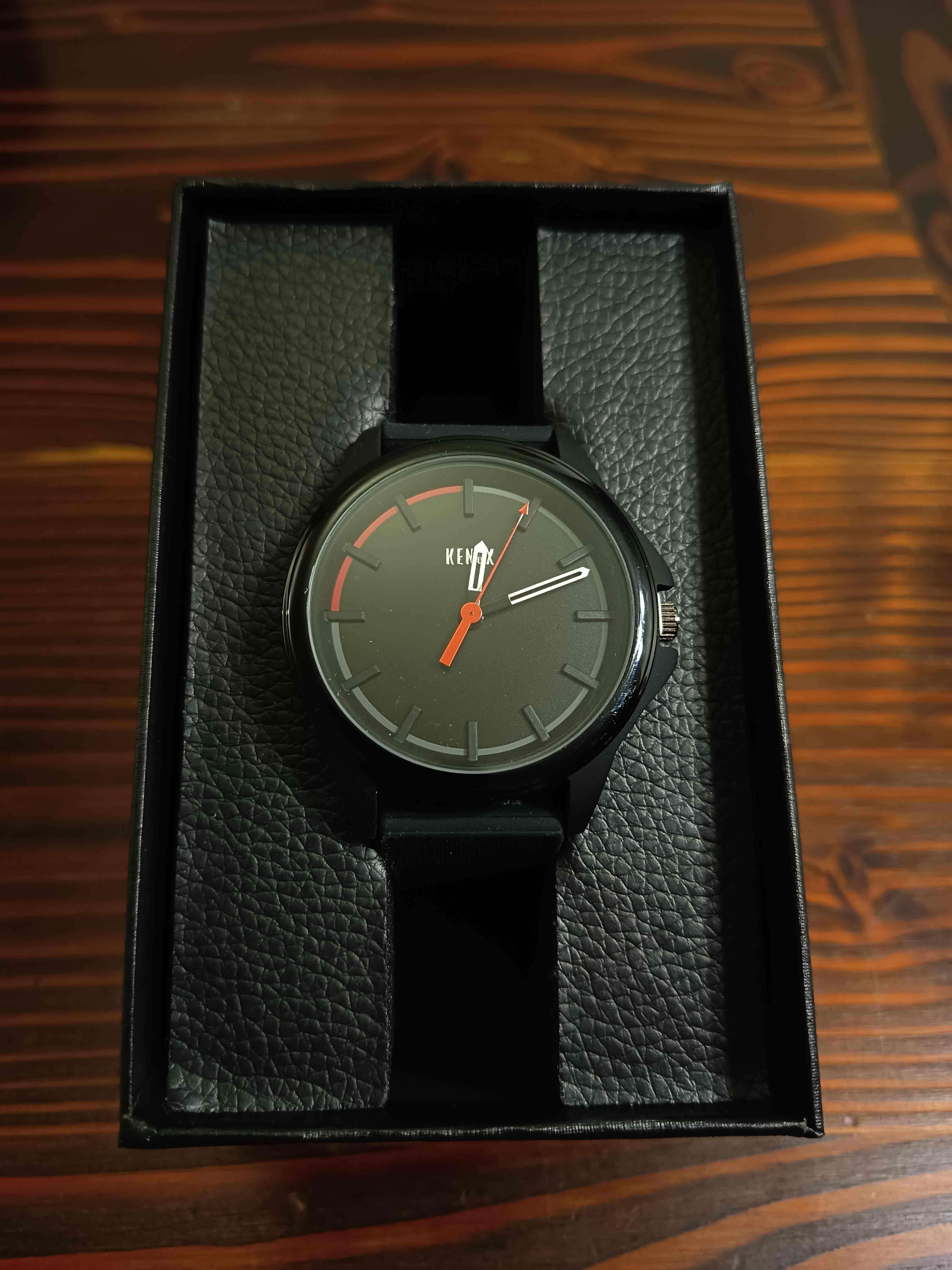 Reloj negro minimalista Kenox - miniatura 2