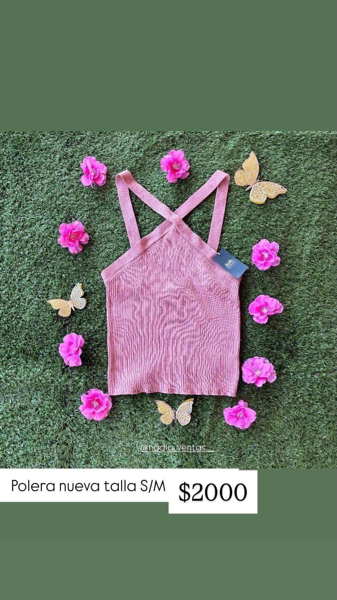 Polera rosada nueva S/M💖