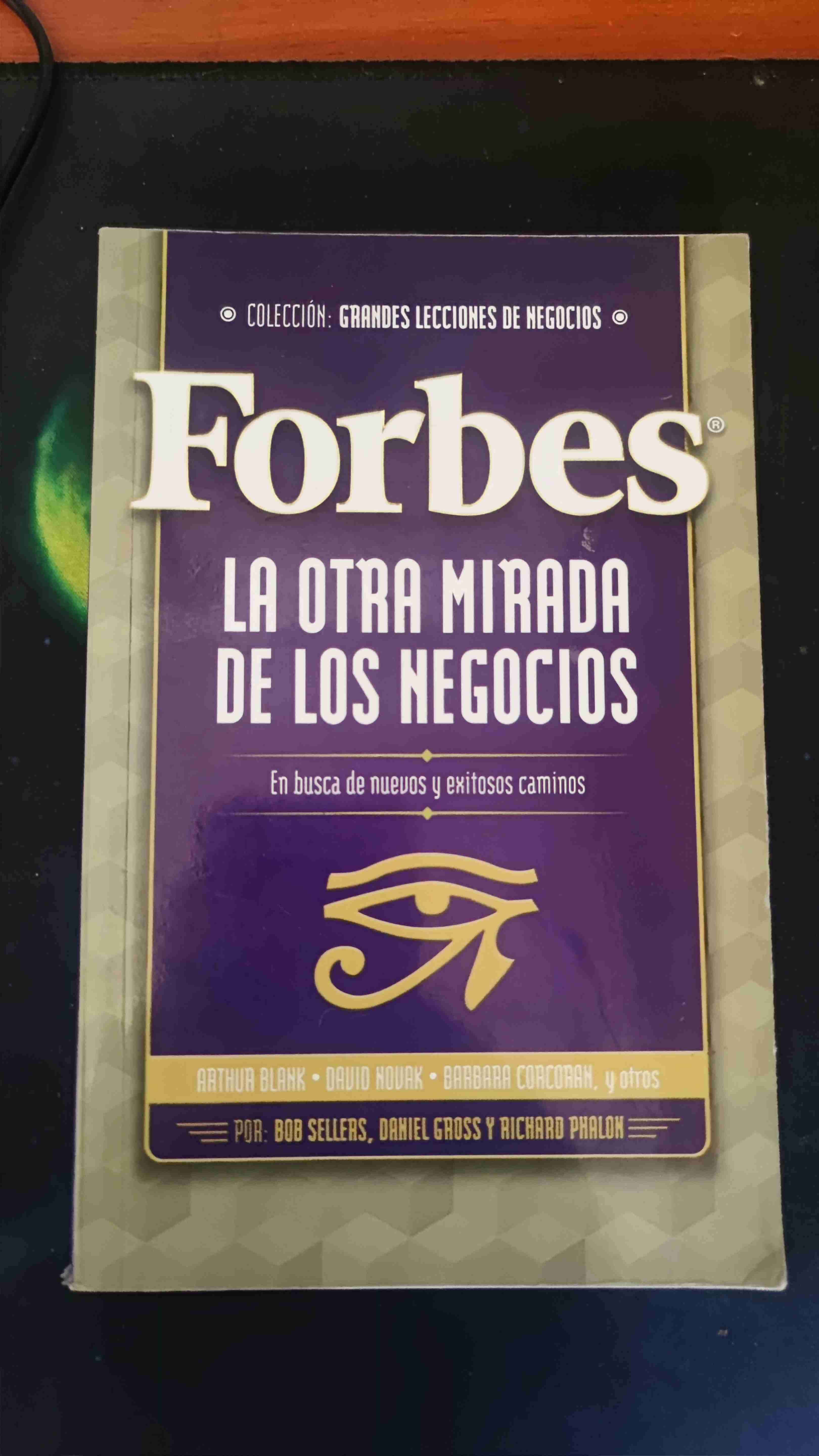 Libro 'La otra mirada de los negocios'