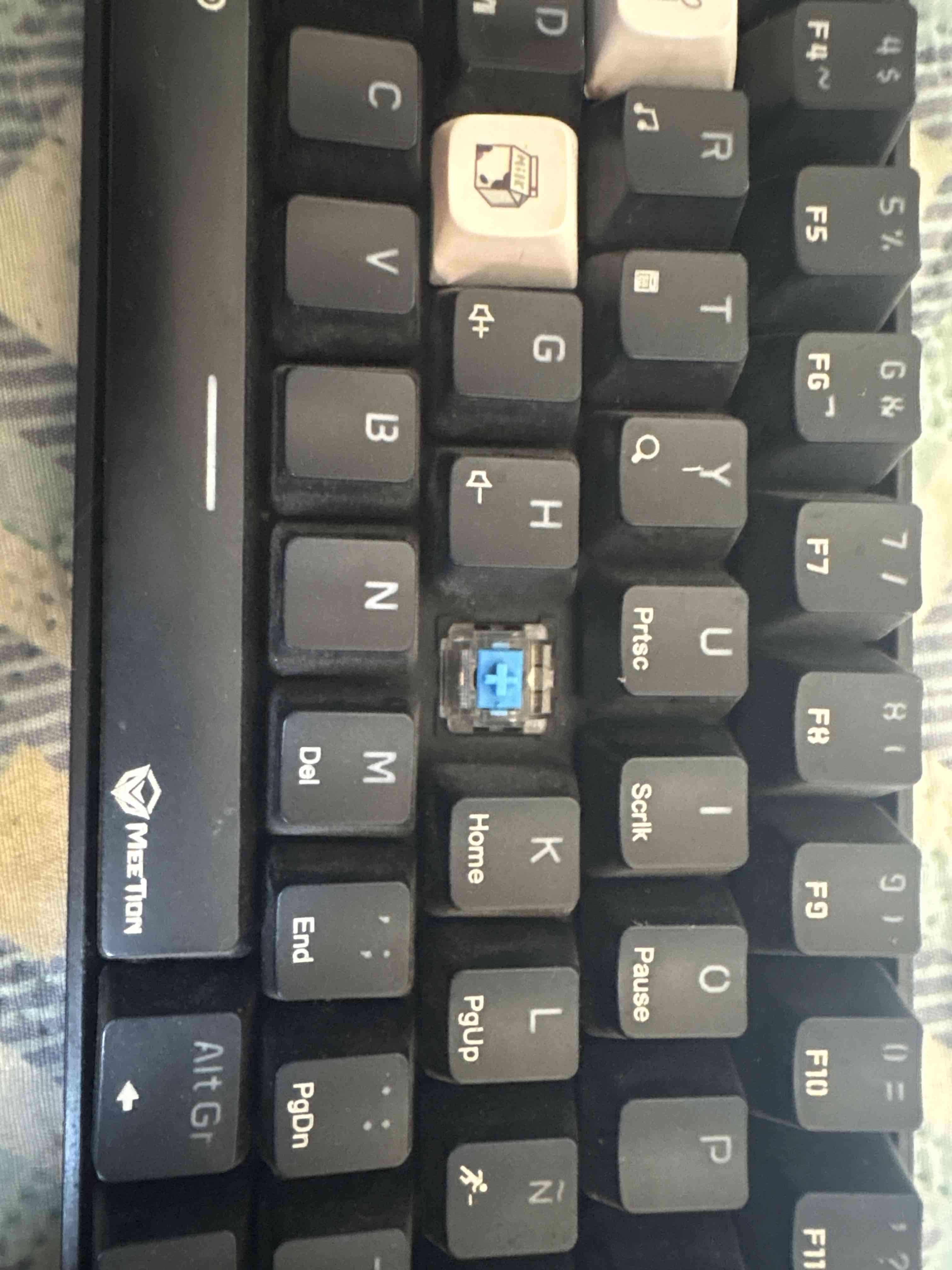 Teclado mecánico HESTIA MK005 BLACK 60% - 2