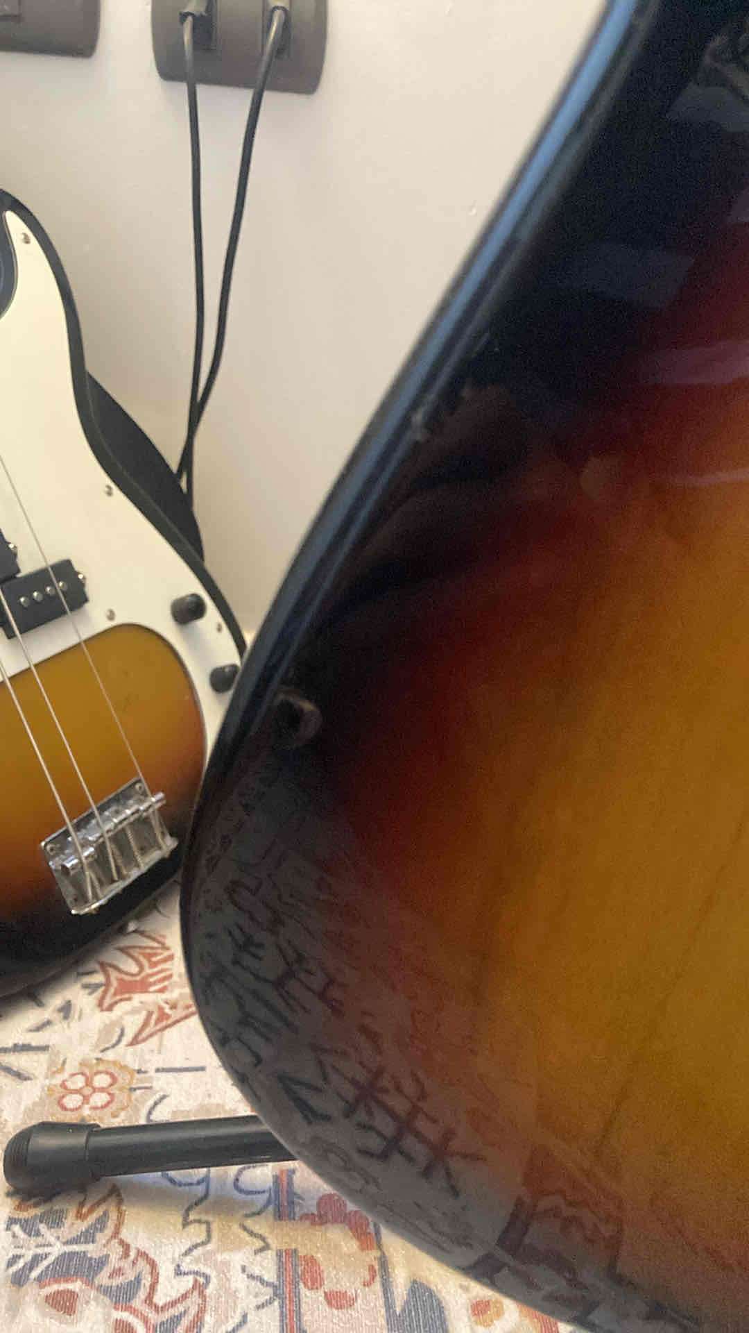 Guitarra eléctrica  buen estado - miniatura 5