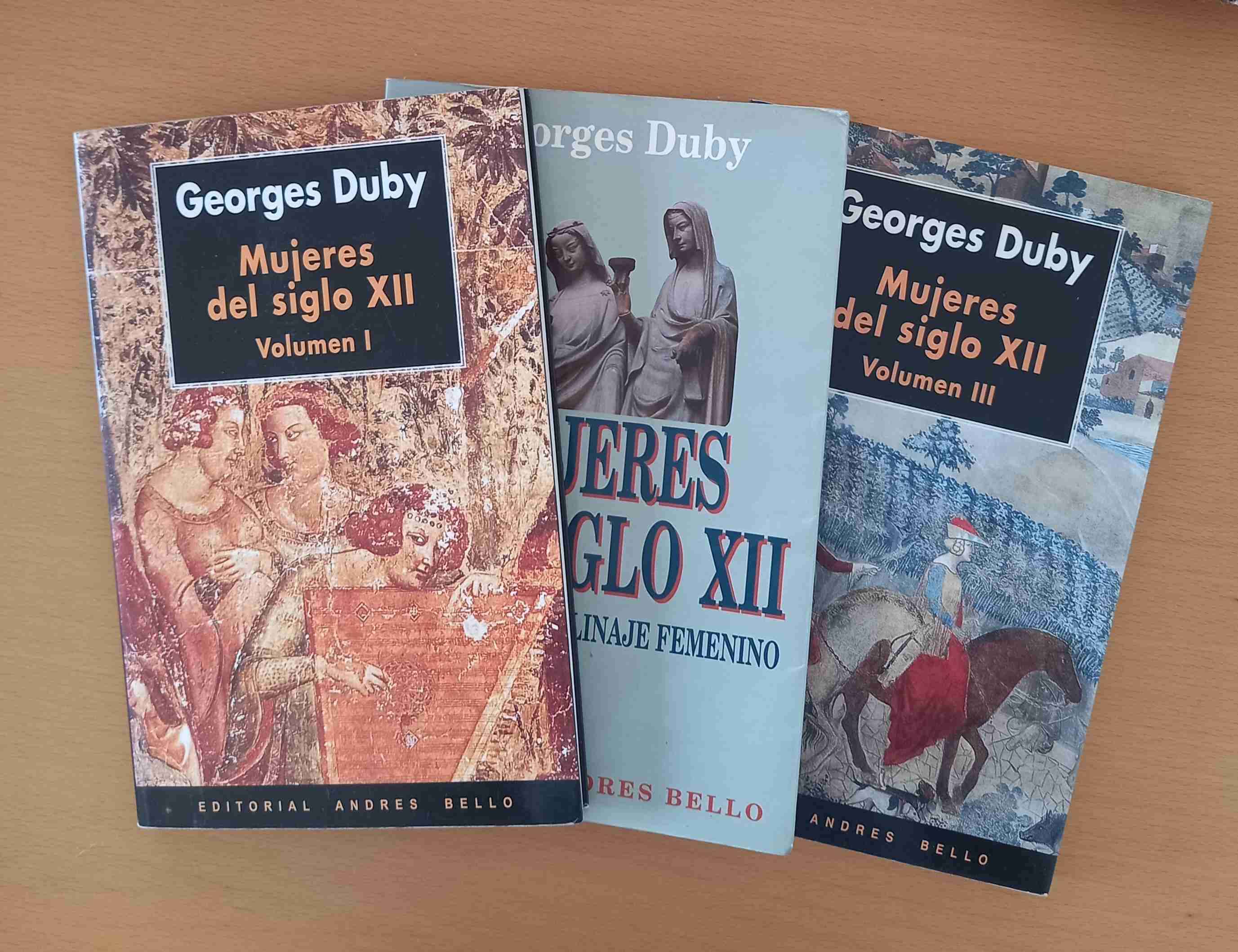 Colección Mujeres del Siglo XII