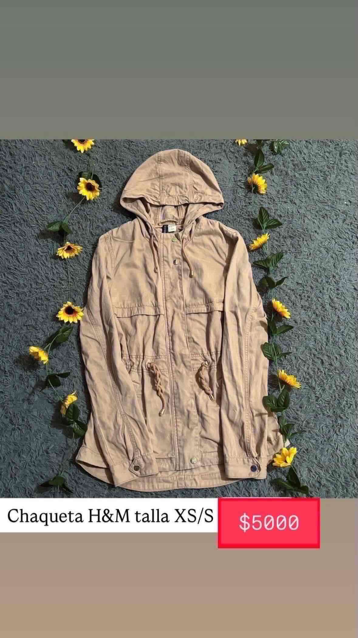 Chaqueta h&m beige con capucha