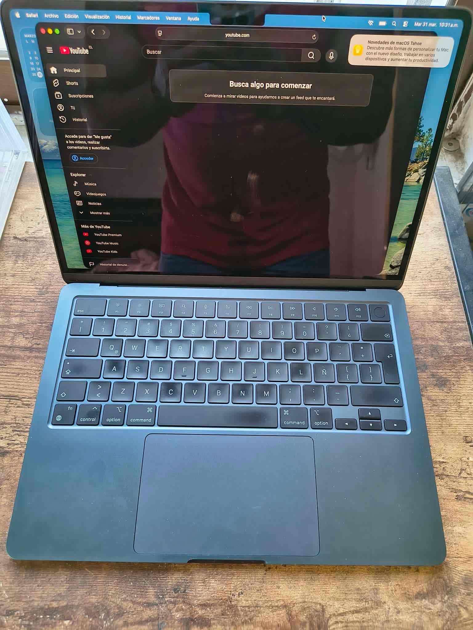 MacBook Air M2 2022 16GB gris - miniatura 2