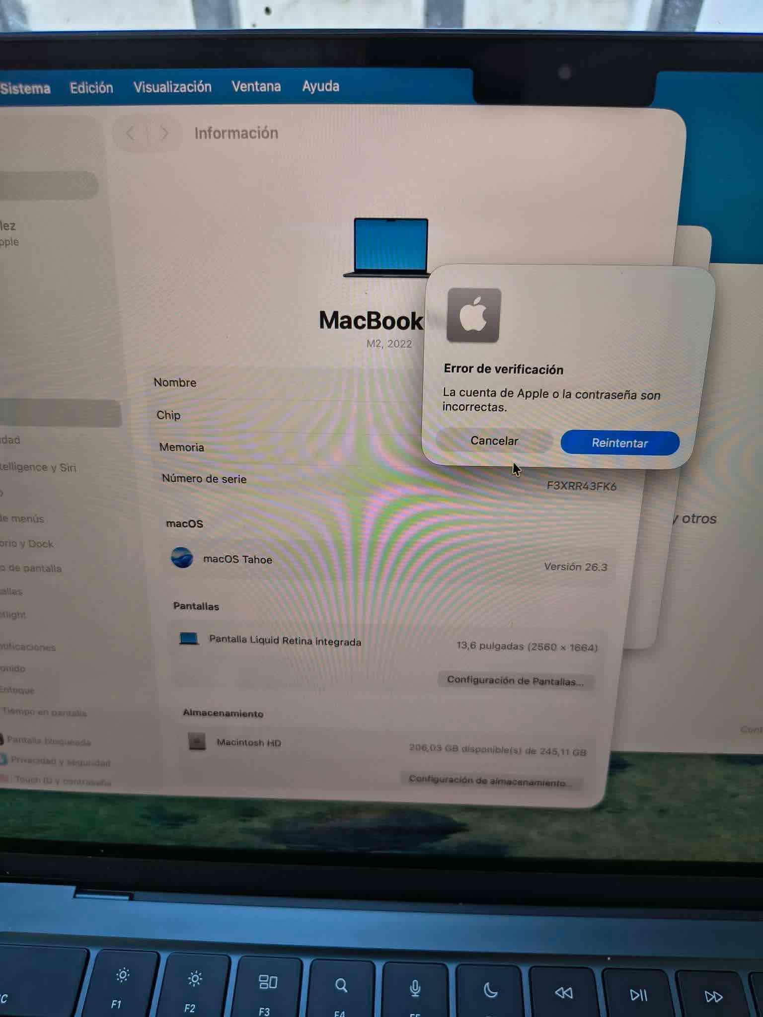 MacBook Air M2 2022 16GB gris - miniatura 3