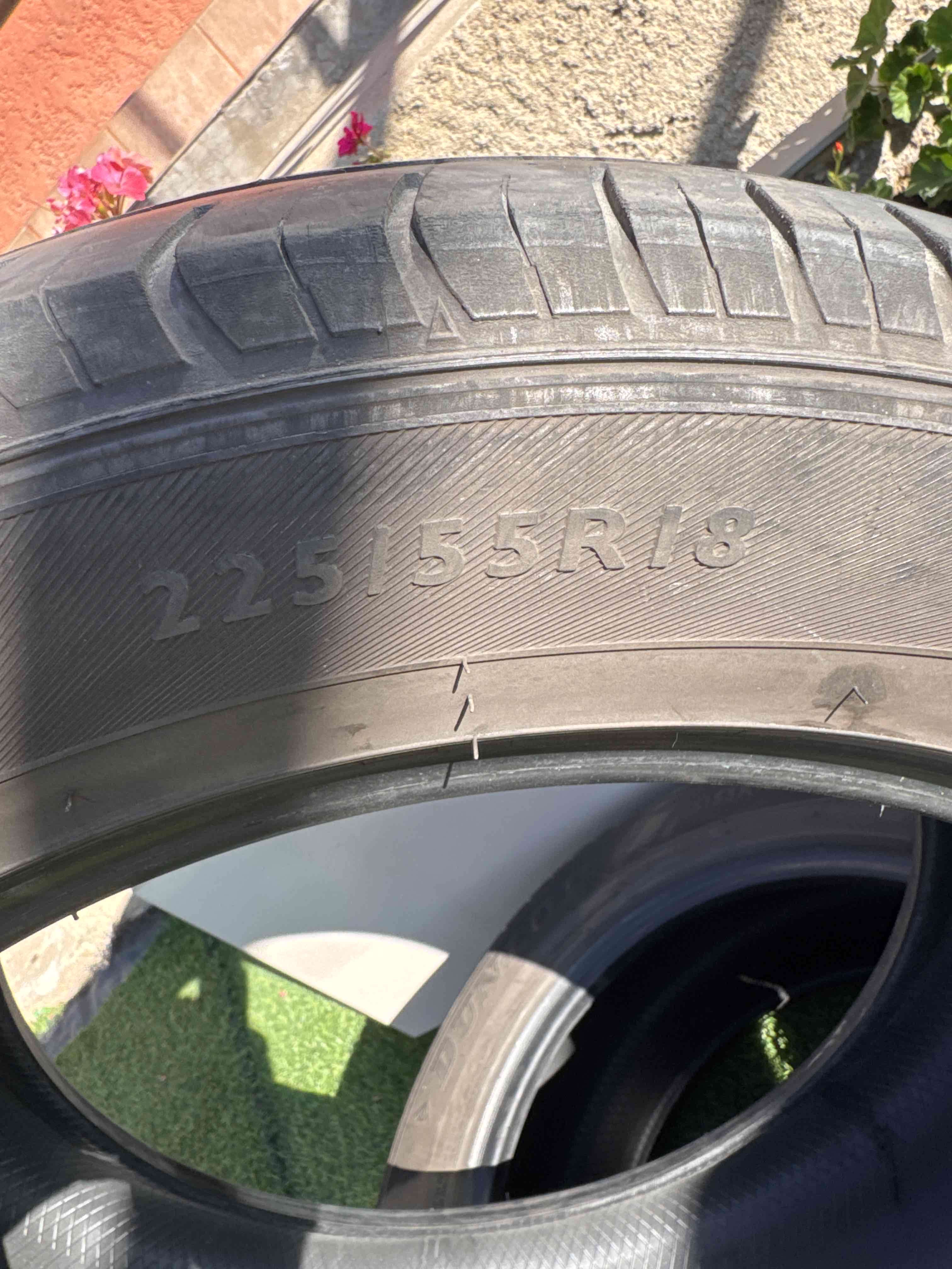 Neumáticos ContiCrossContact y Dunlop usados - miniatura 4