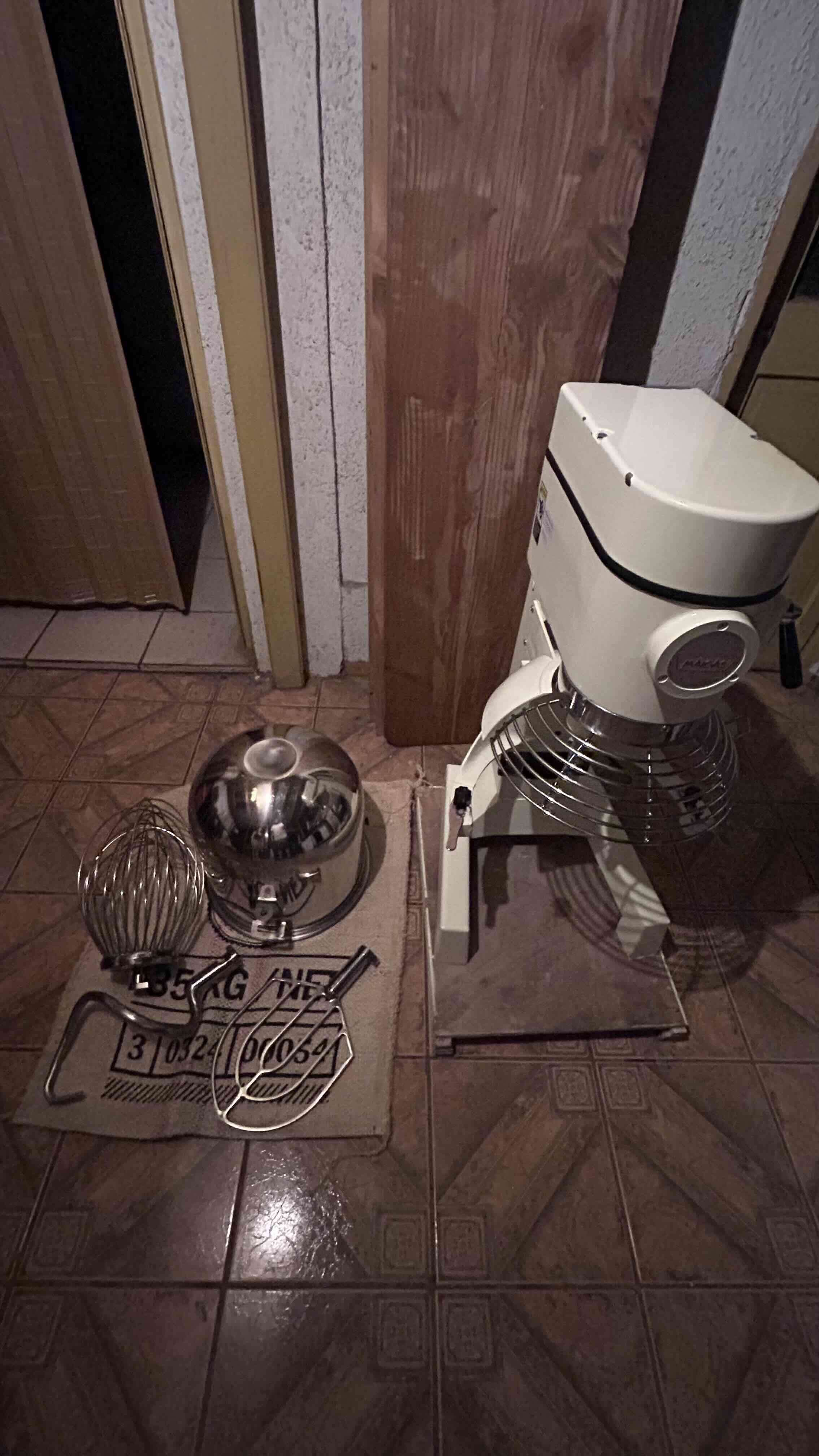 Batidora Maigas 30LTs