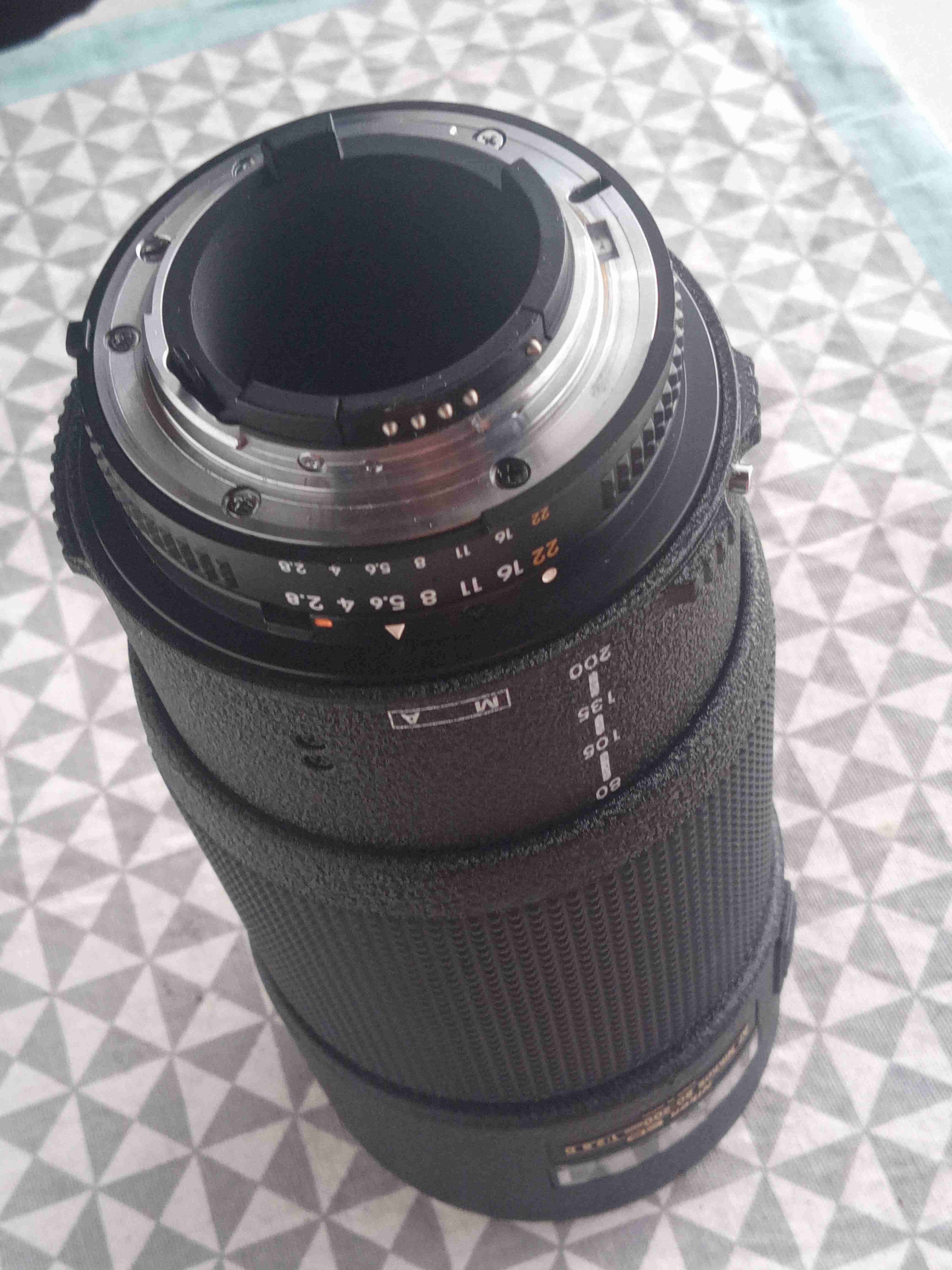 Lente Nikon 80-200mm f/2.8 - miniatura 2