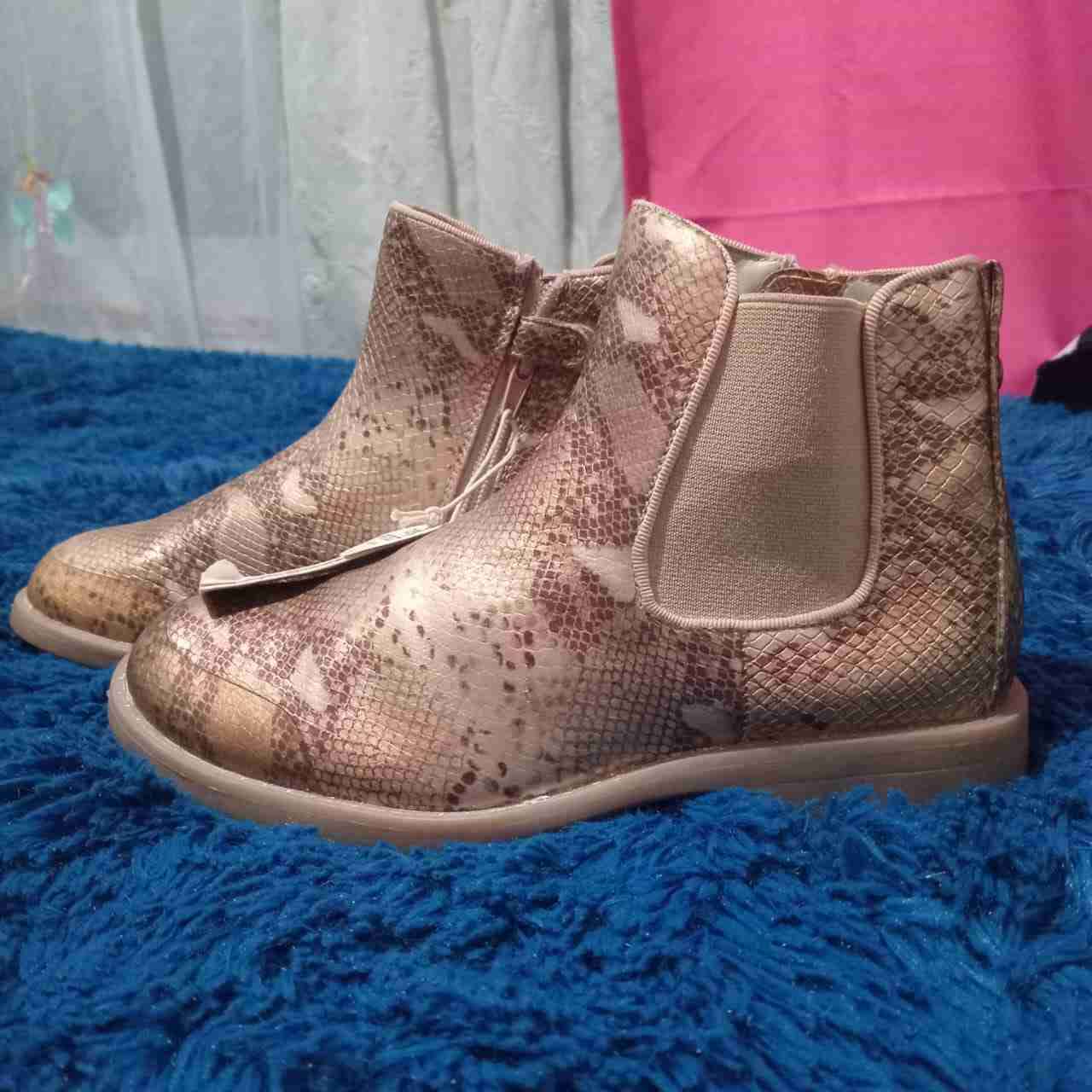 Botines estampados beige T-35