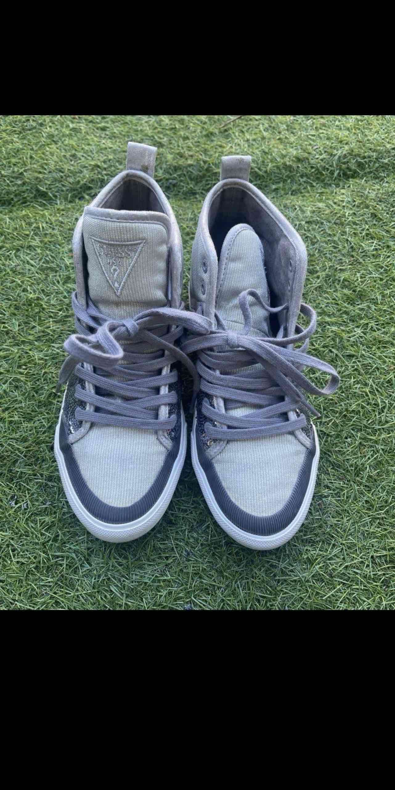 Zapatillas GUESS grises lentejuelas - miniatura 2