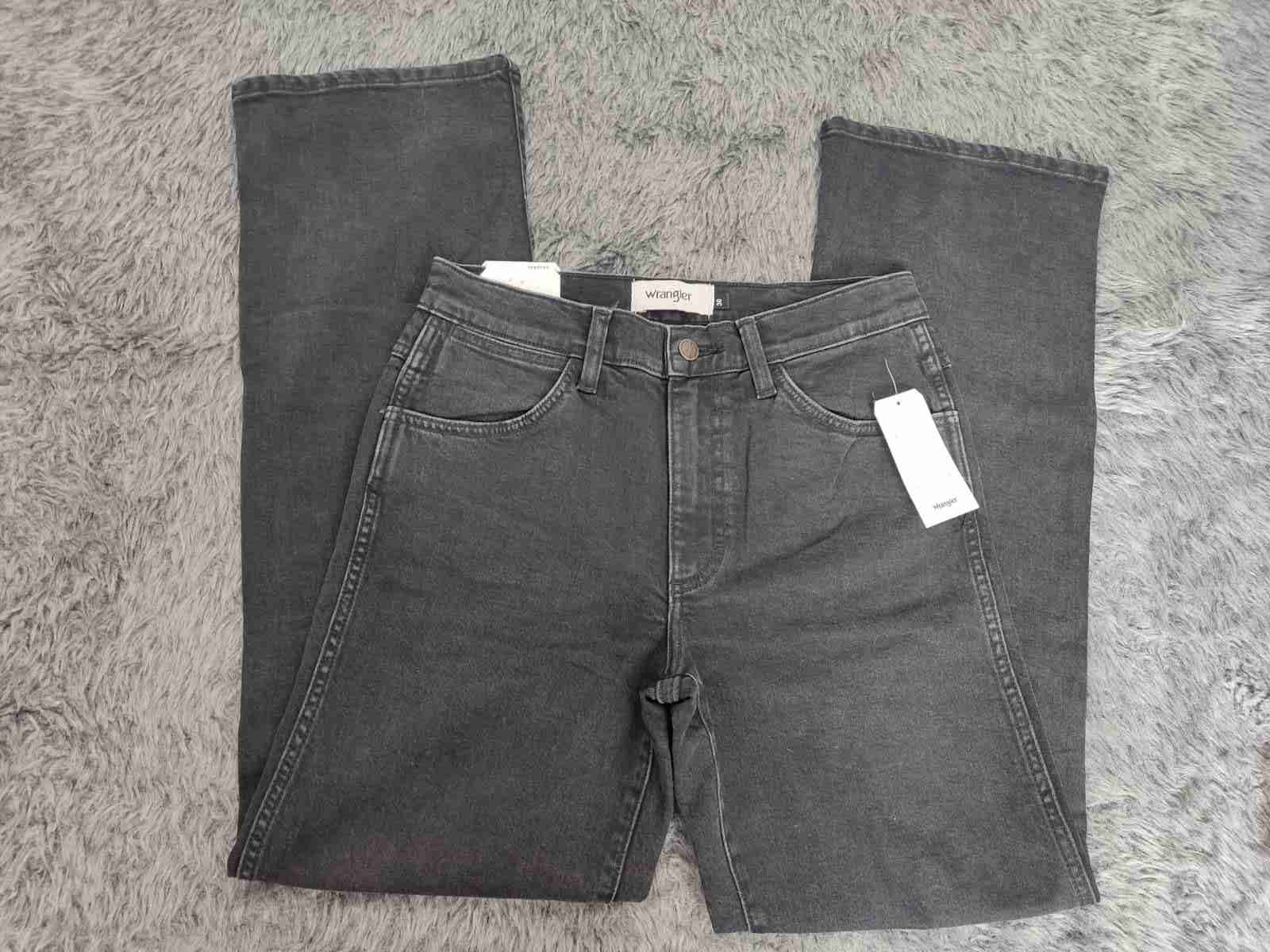 Jeans gris Wrangler con etiqueta