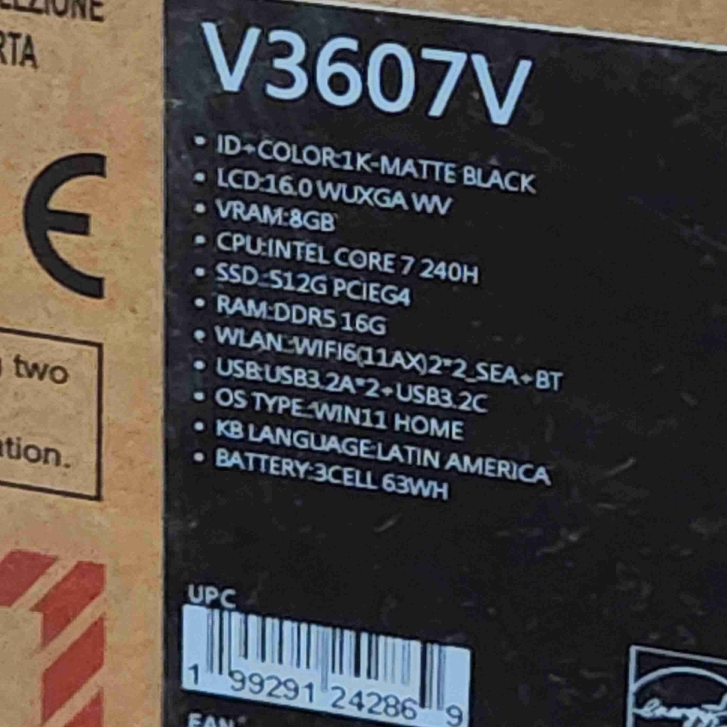 Laptop Asus Gaming V16 - miniatura 4