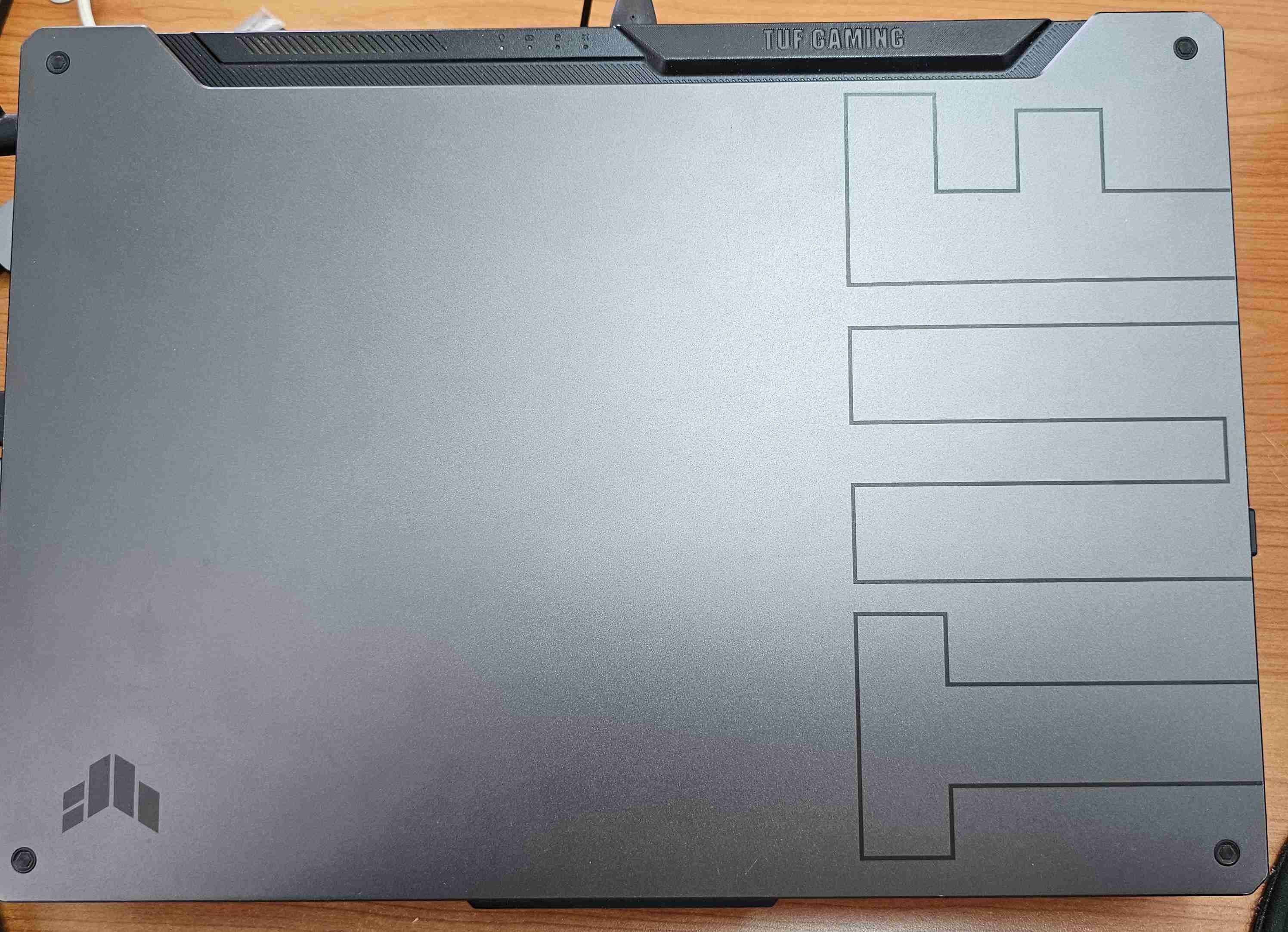 Laptop ASUS TUF Gaming A15 - miniatura 2