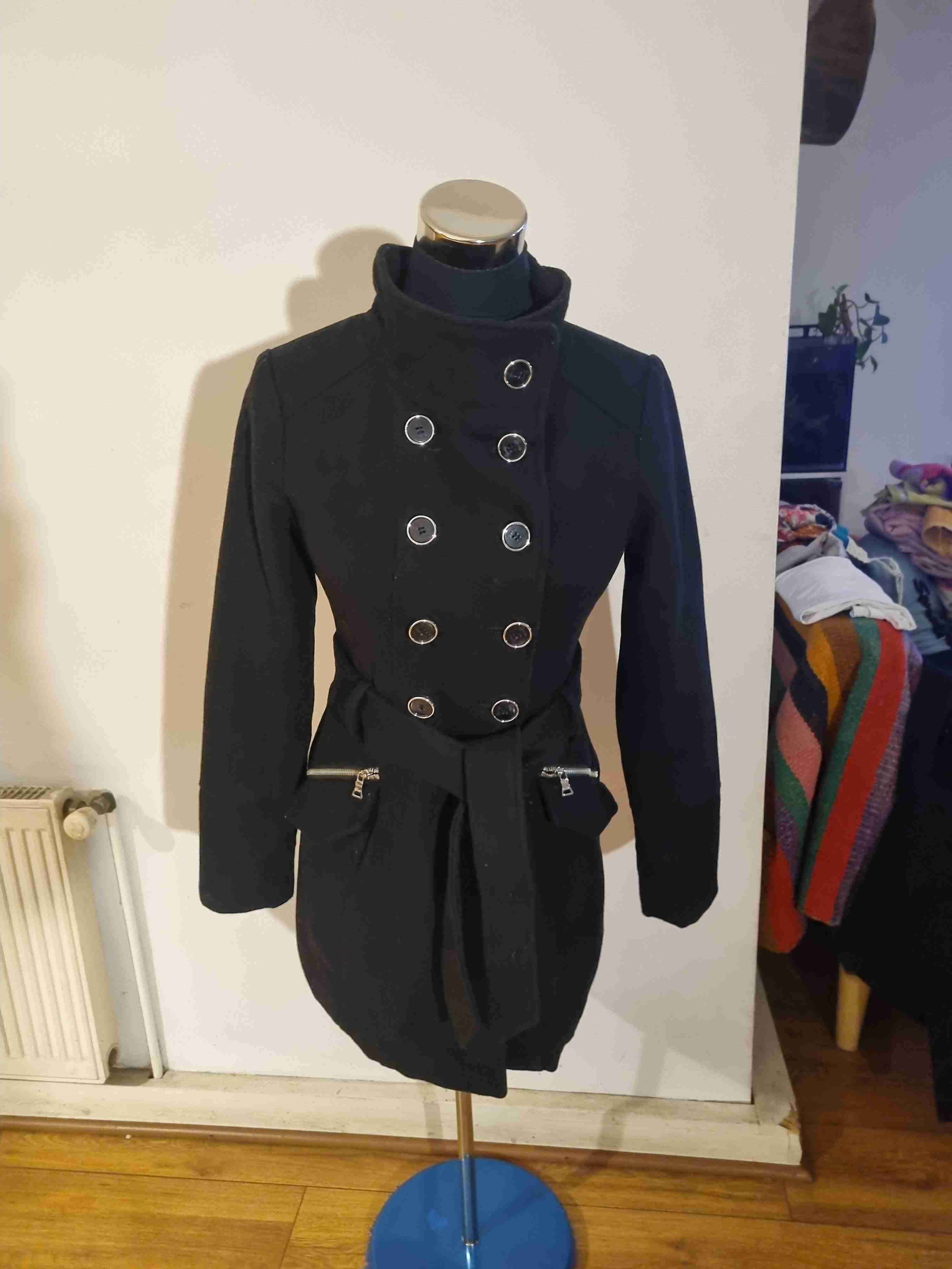 GUESS Abrigo negro con botones grandes - miniatura 4