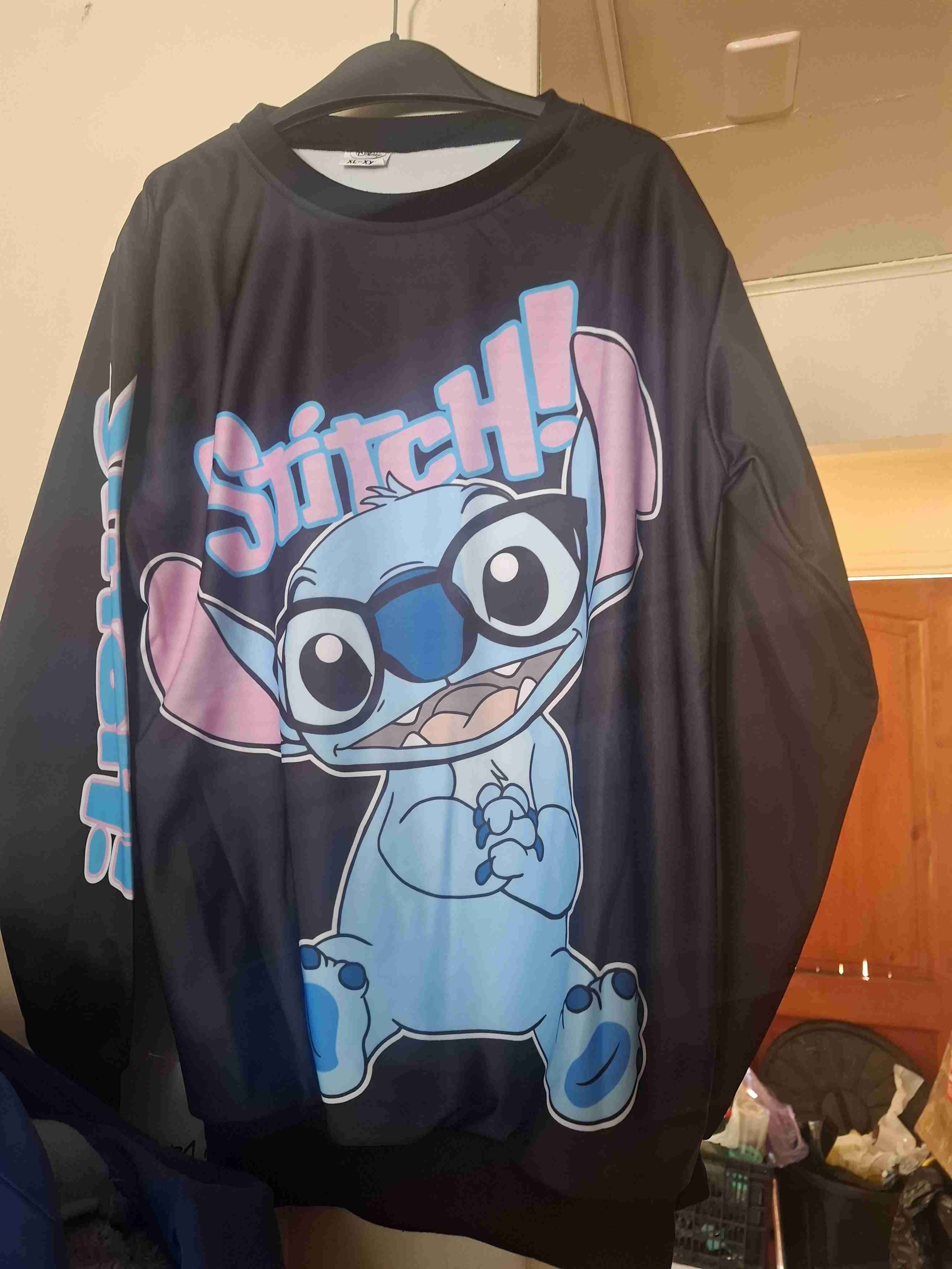 Polerón negro Stitch