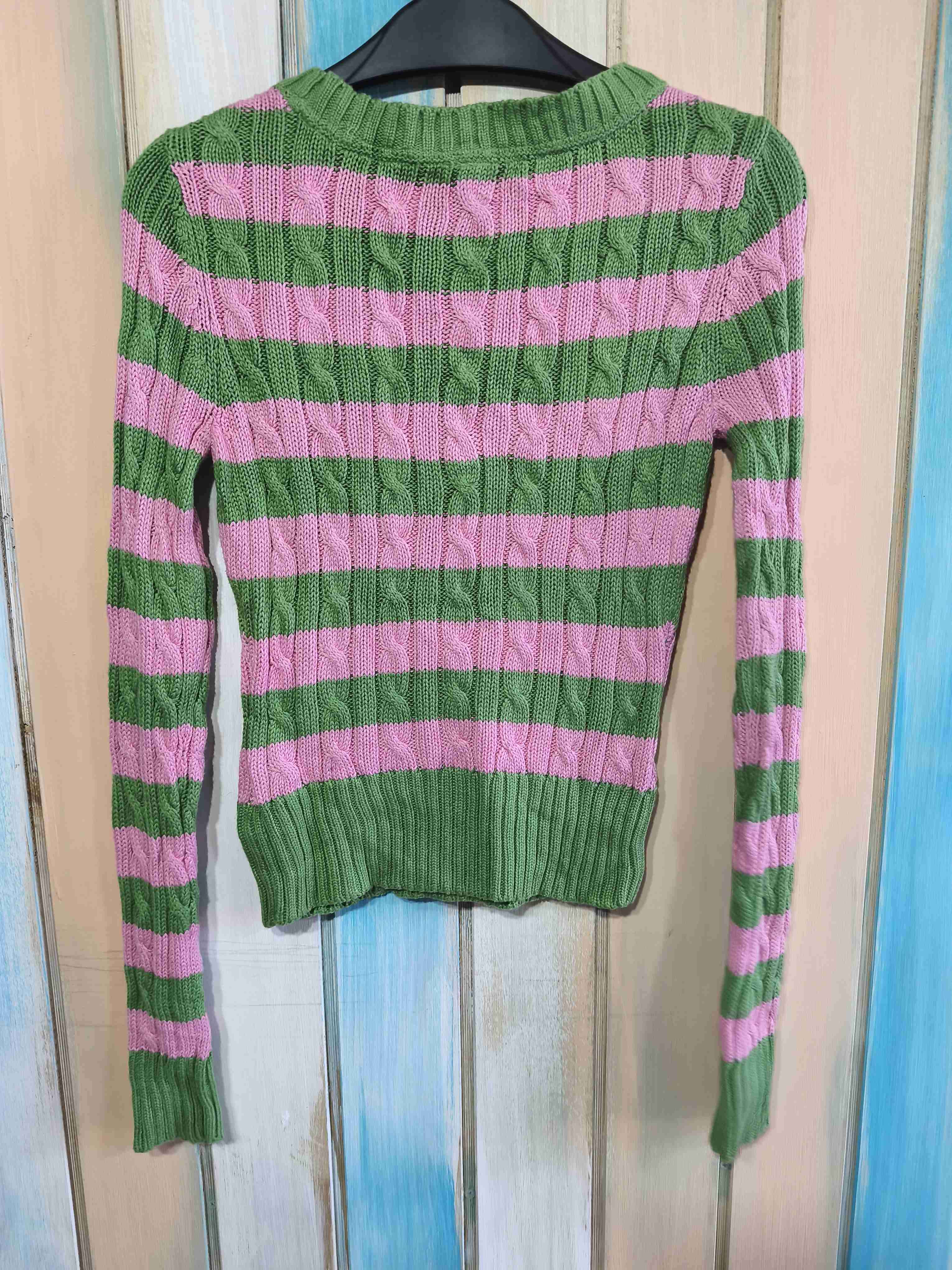 Suéter a rayas verde y rosa - miniatura 2