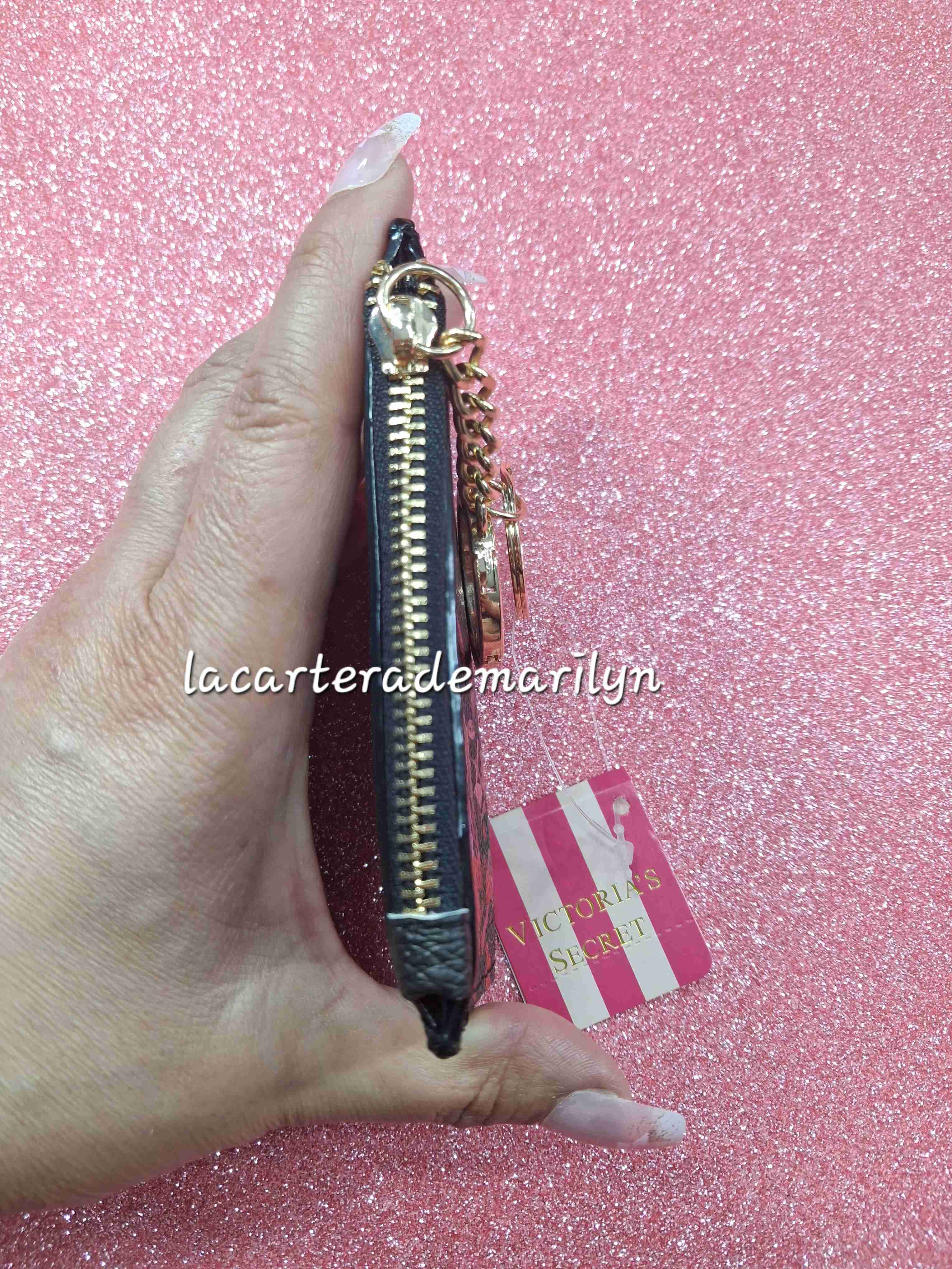 Tarjetero, llavero y monedero Victoria secret - miniatura 2