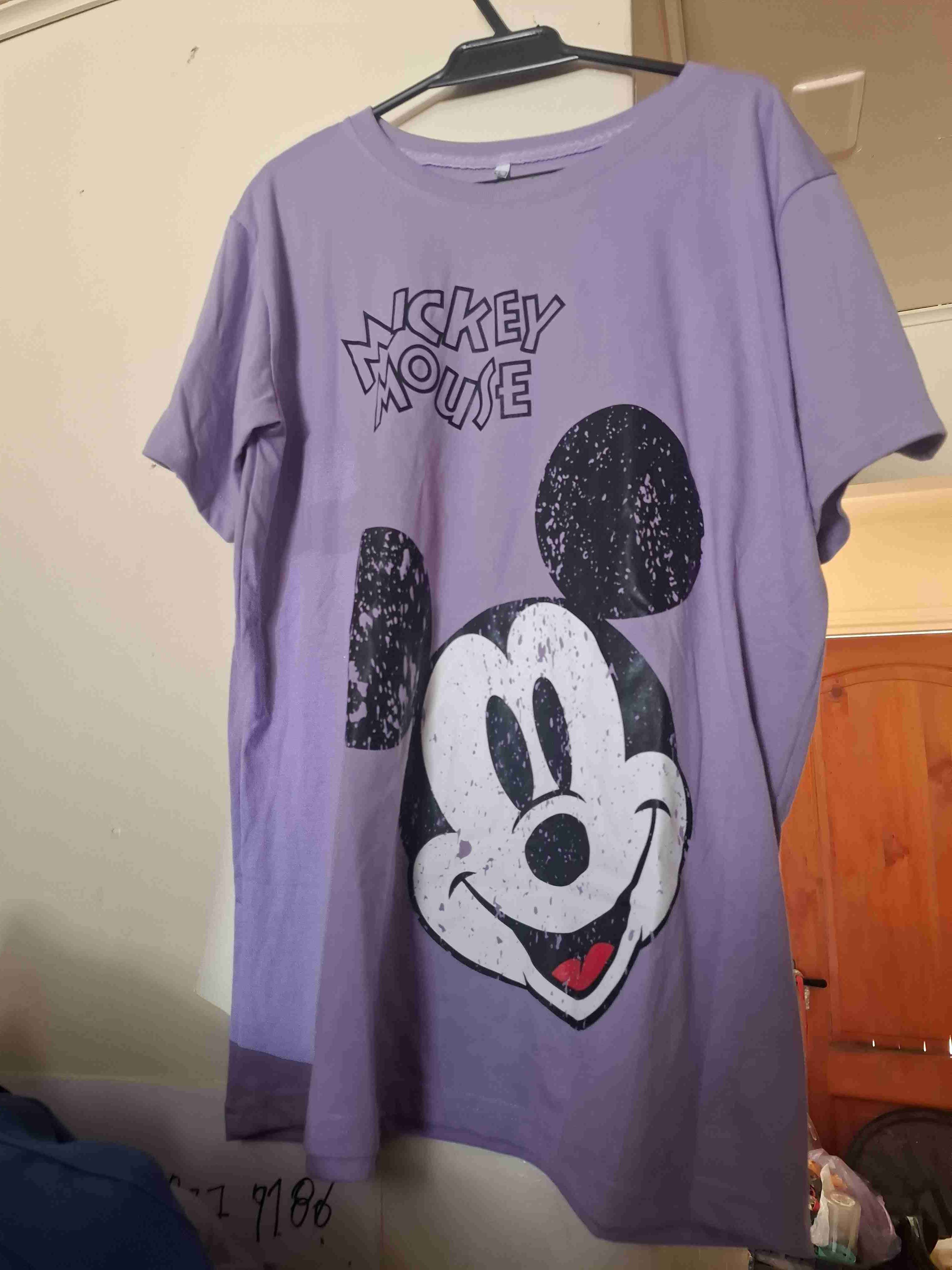 Polera rosada con diseño de personaje - miniatura 4