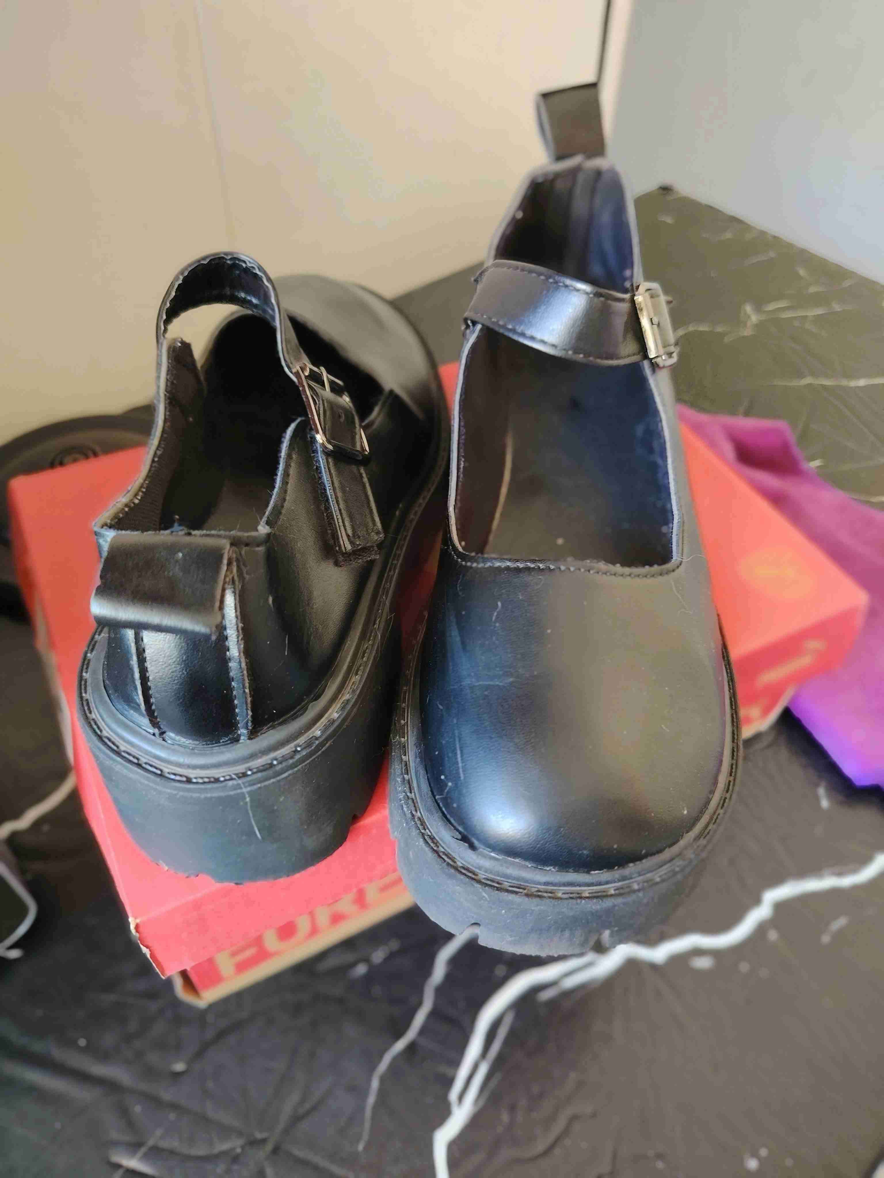 Zapatos negros con plataforma - miniatura 2