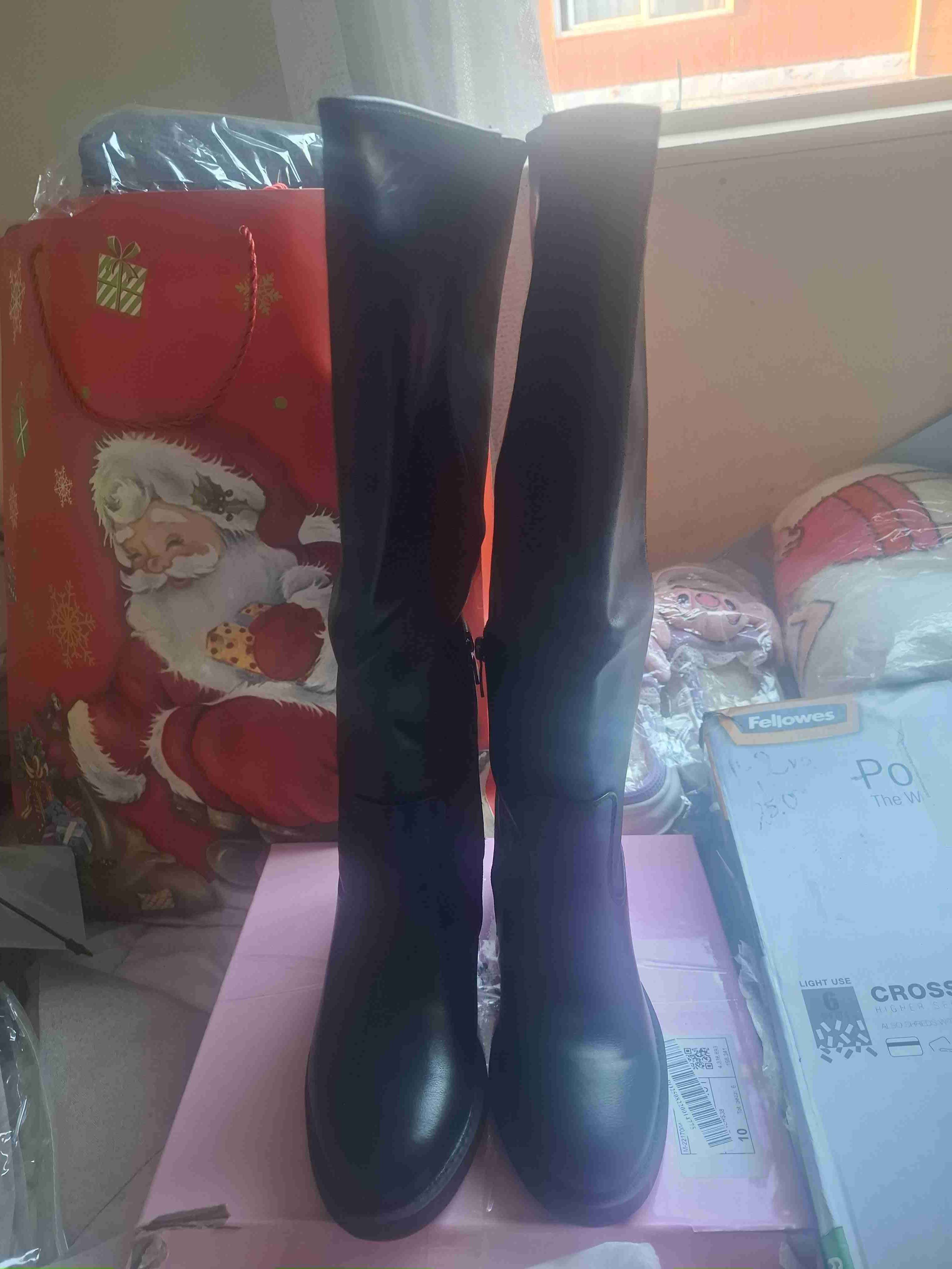 Botas negras altas con adorno - miniatura 3