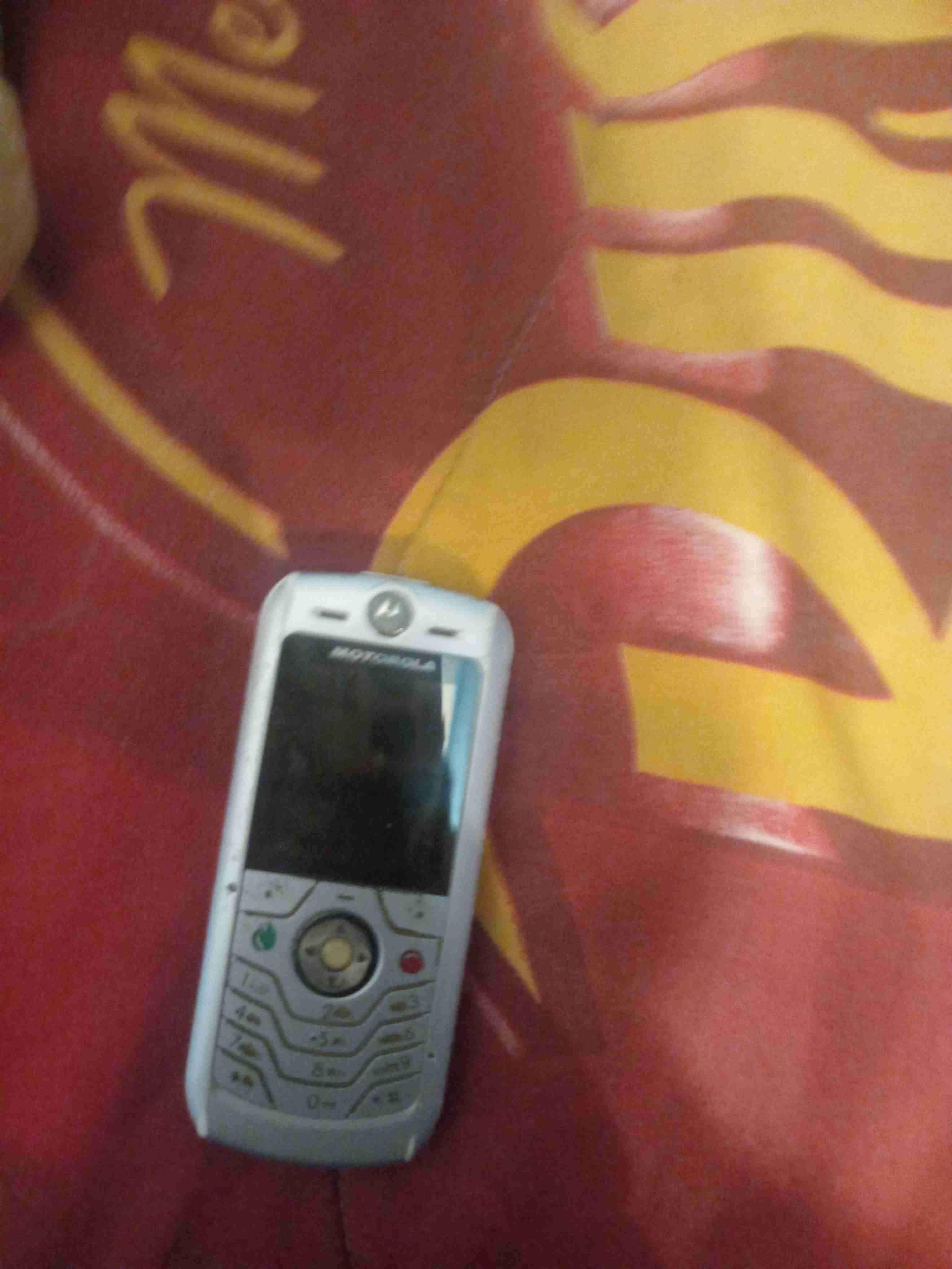 Celular antiguo Motorola