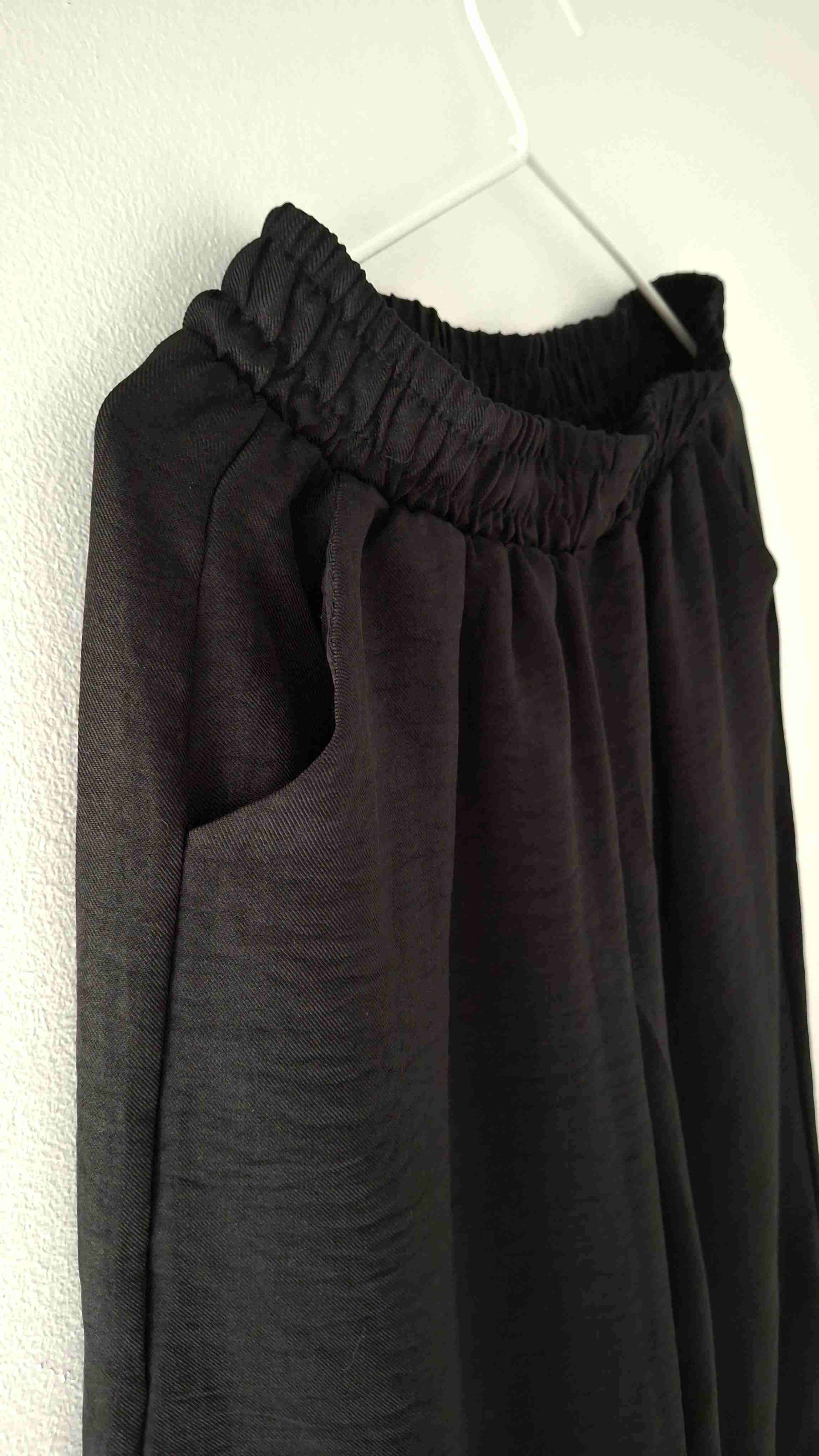 Pantalones negros holgados - miniatura 2