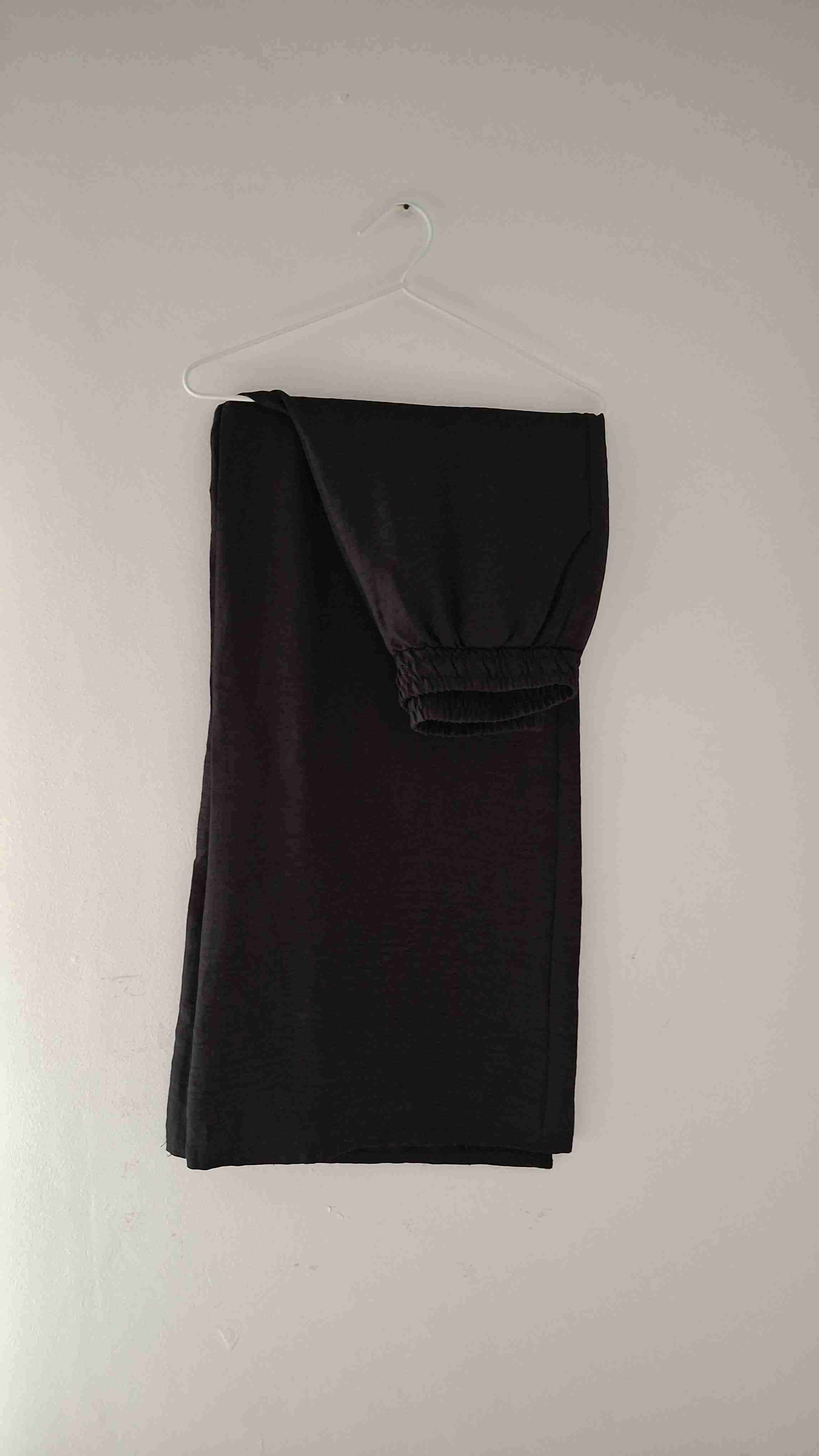 Pantalones negros holgados - miniatura 3