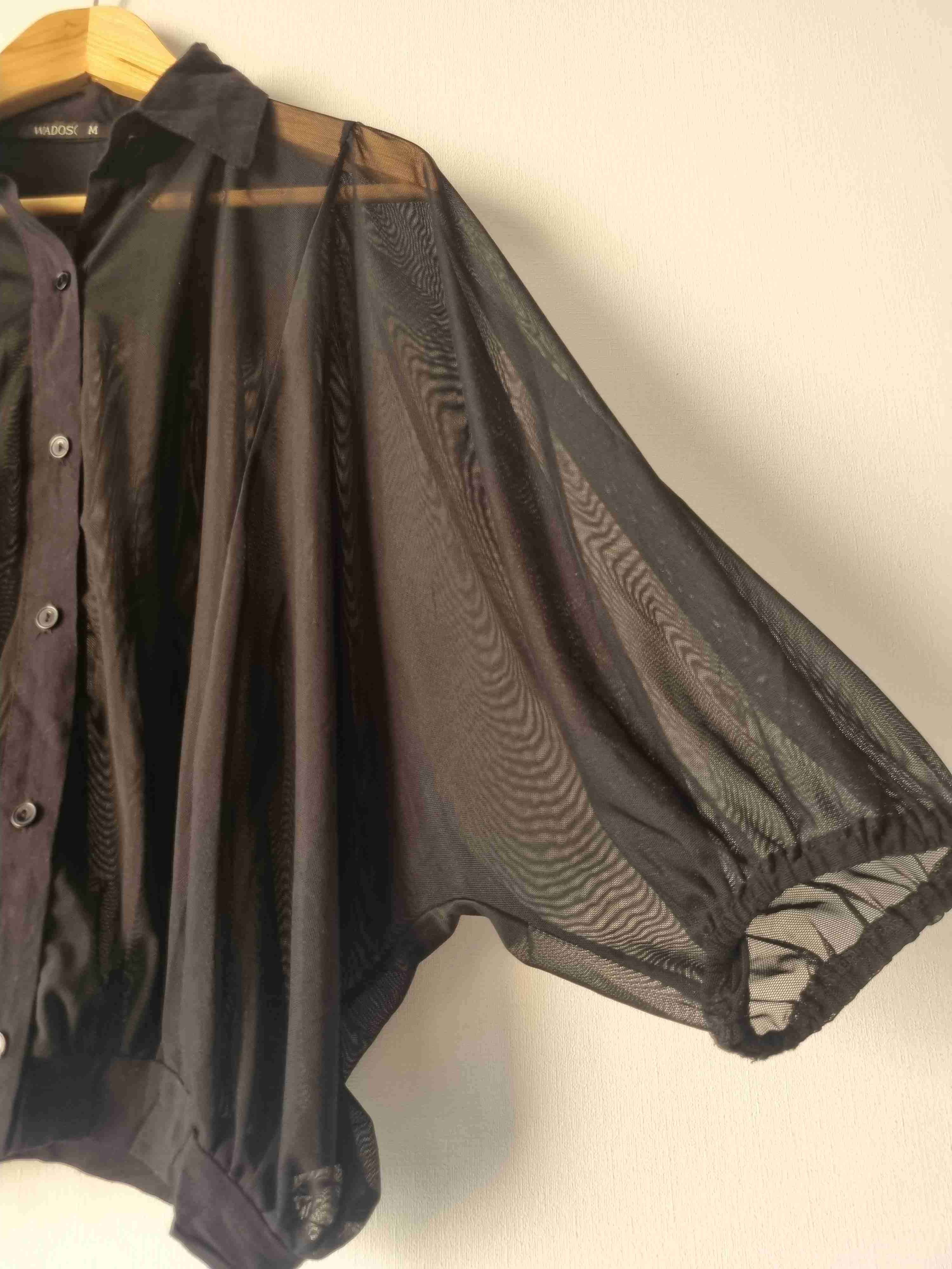 Blusa Wados, talla M tela semitransparente negra - miniatura 5