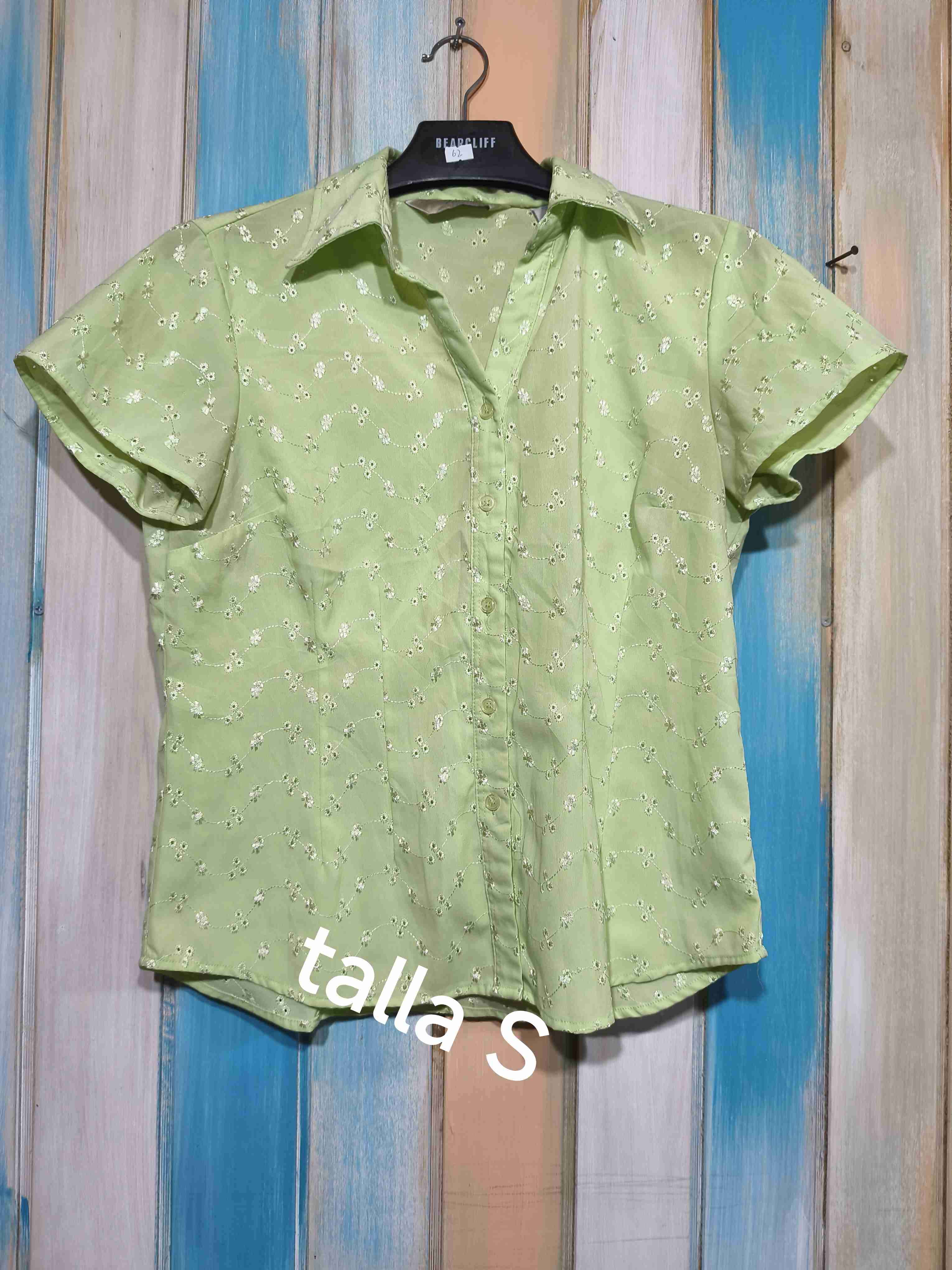 Blusa verde estampada