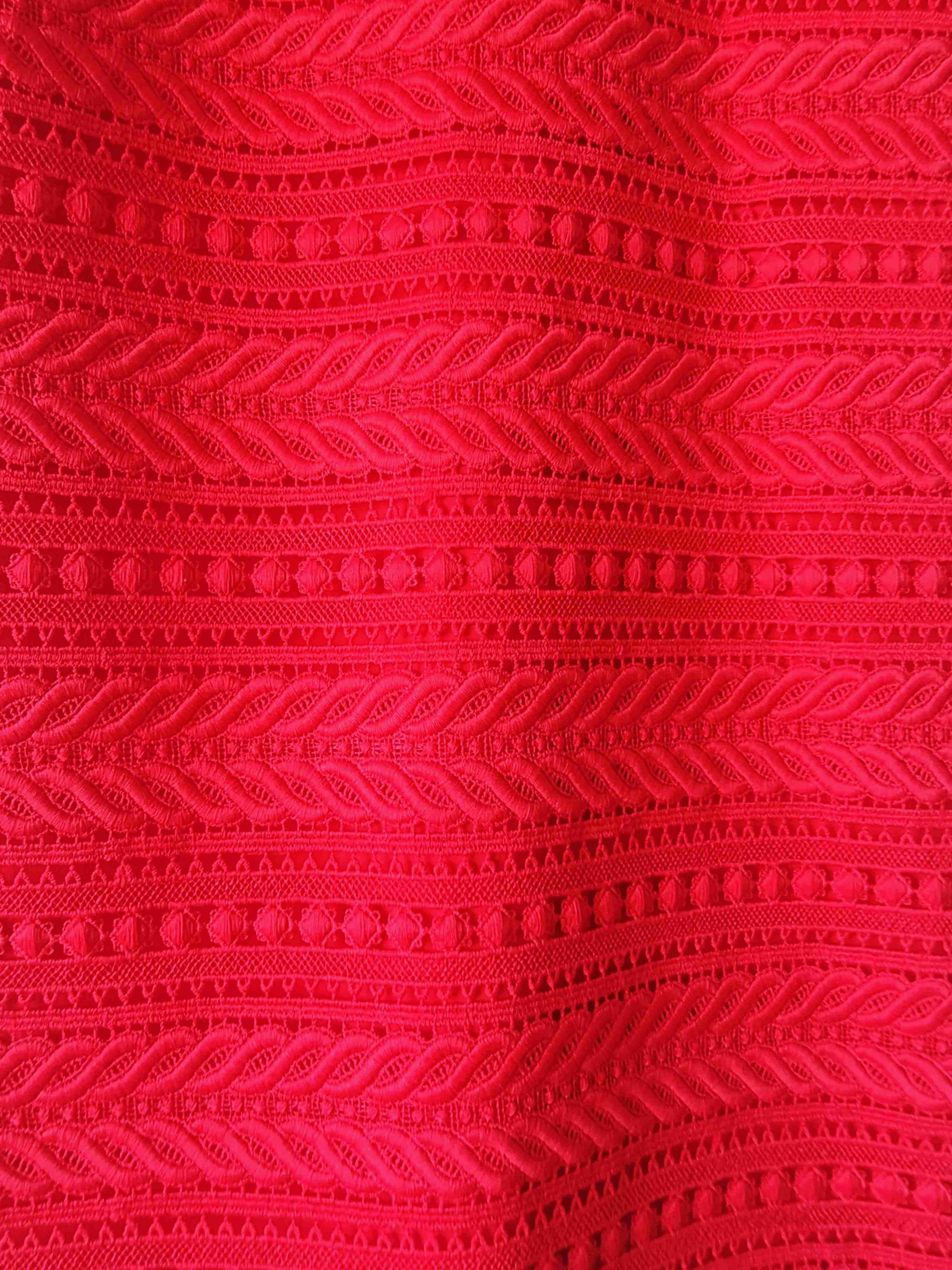Vestido marca Maison 123 rojo encaje, talla M. - miniatura 3