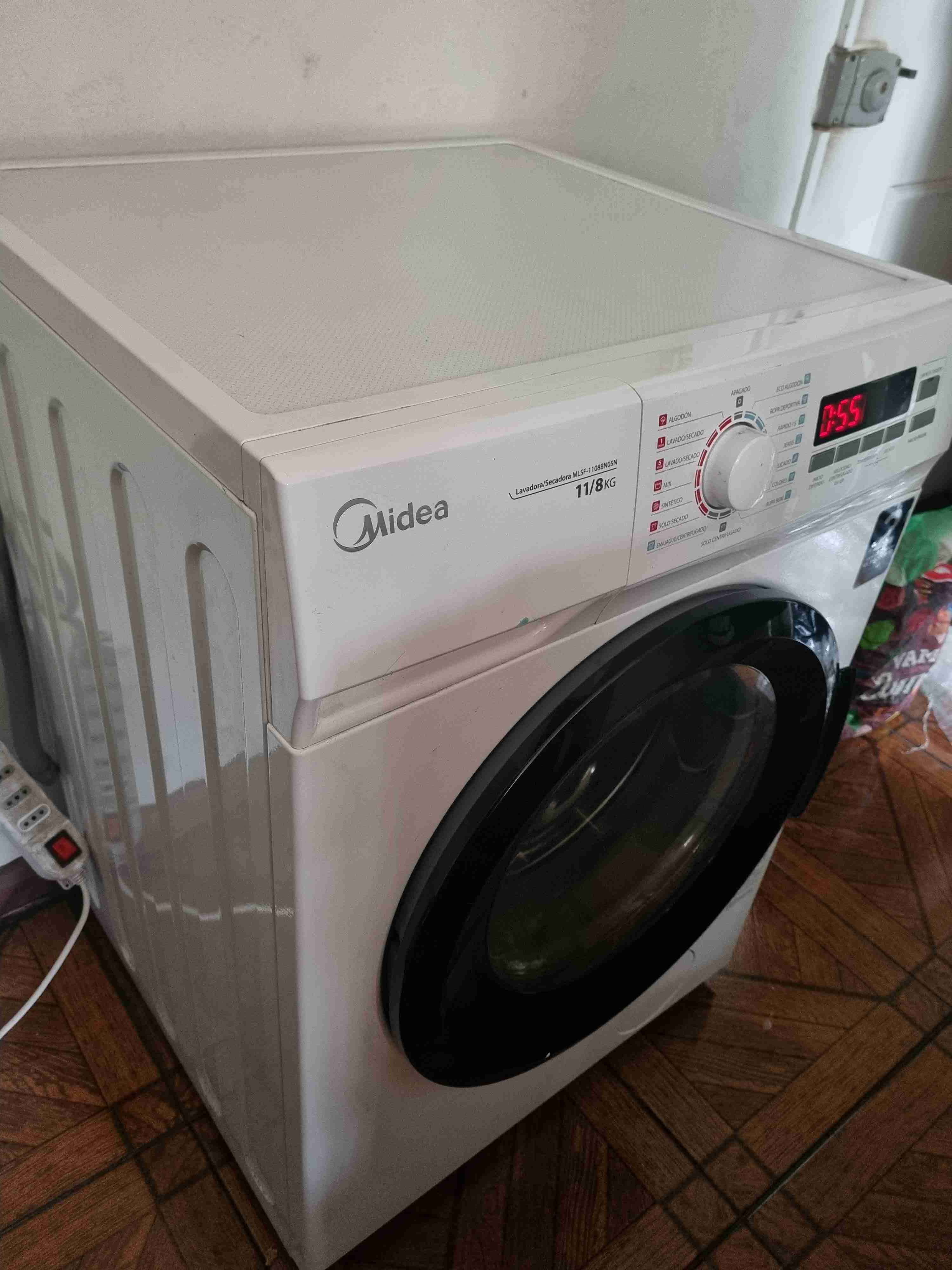 Lavadora secadora Midea 11/8 kg - 2