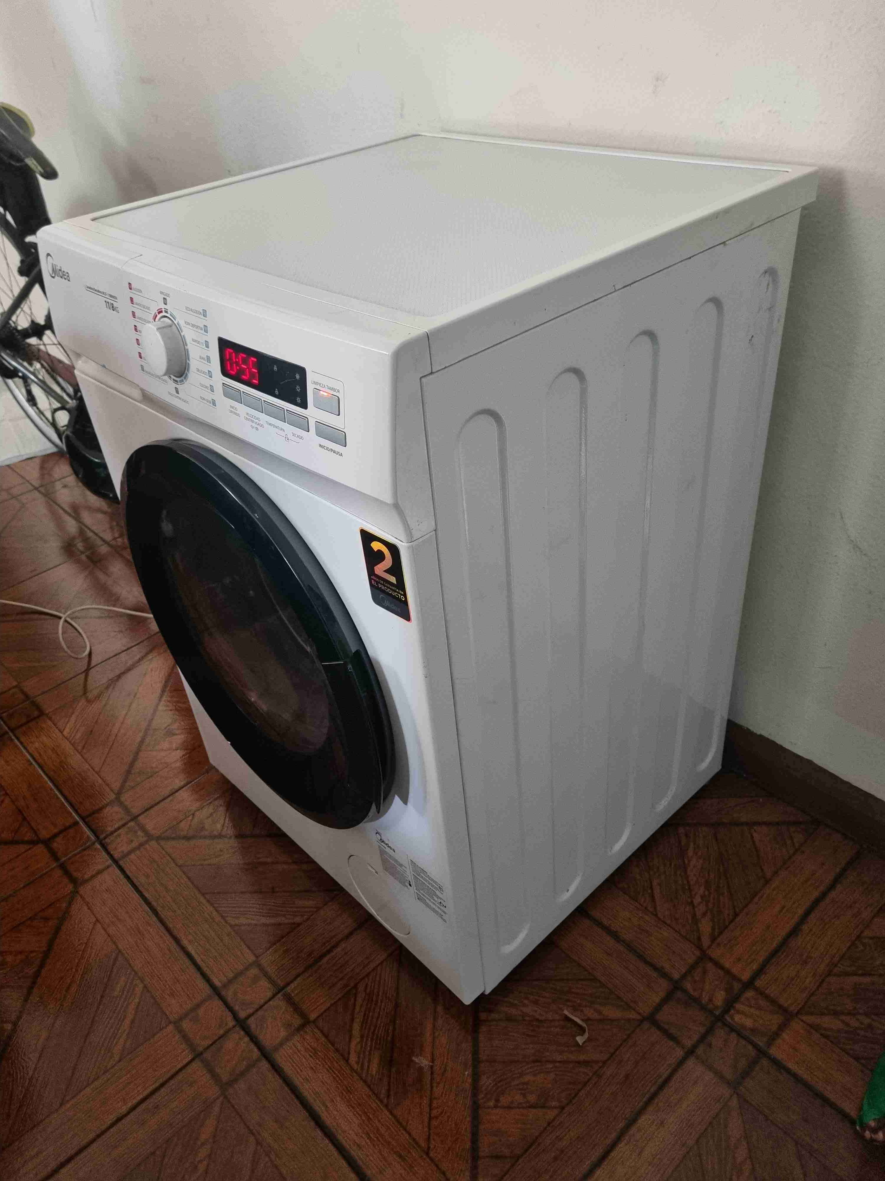 Lavadora secadora Midea 11/8 kg - 4