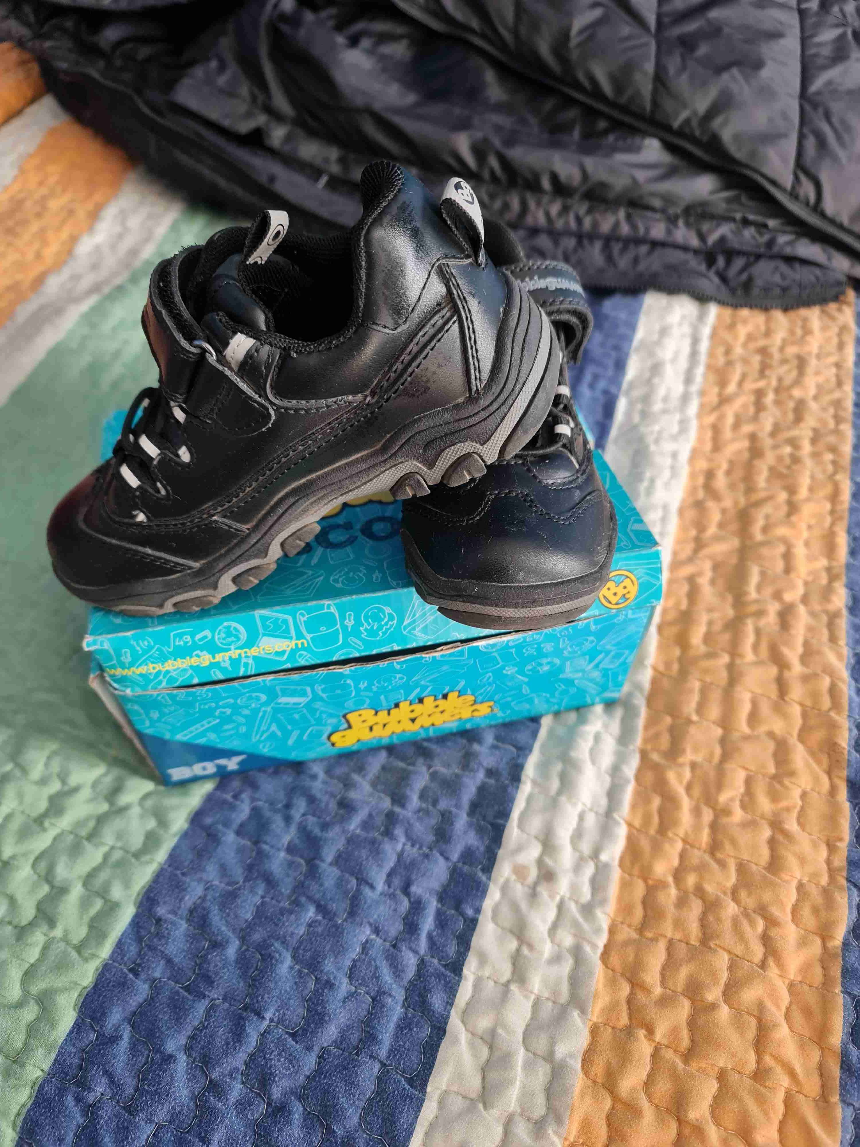 Zapato zapatilla negras de colegio unisex