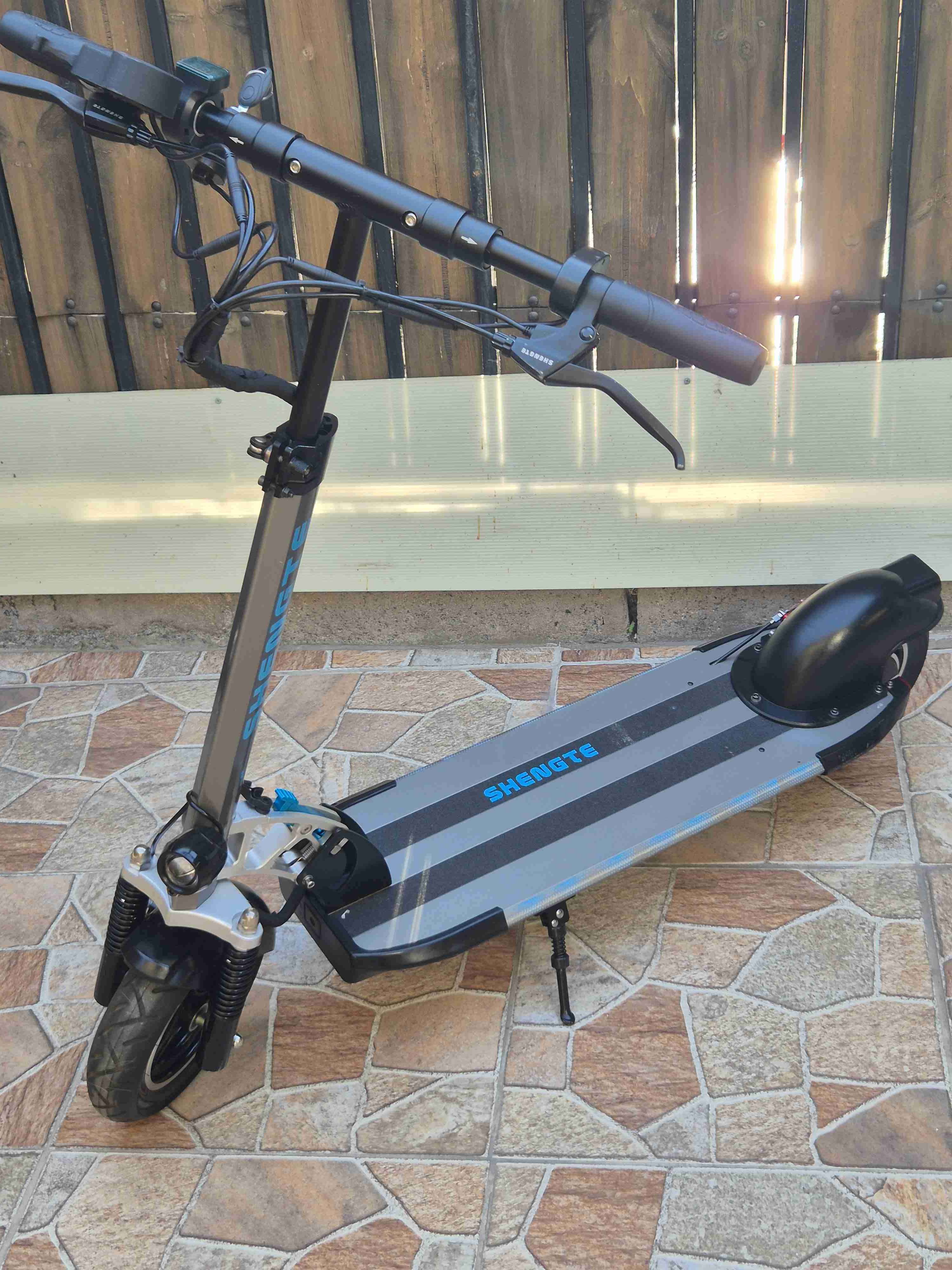 Scooter eléctrico Shengte negro - 2