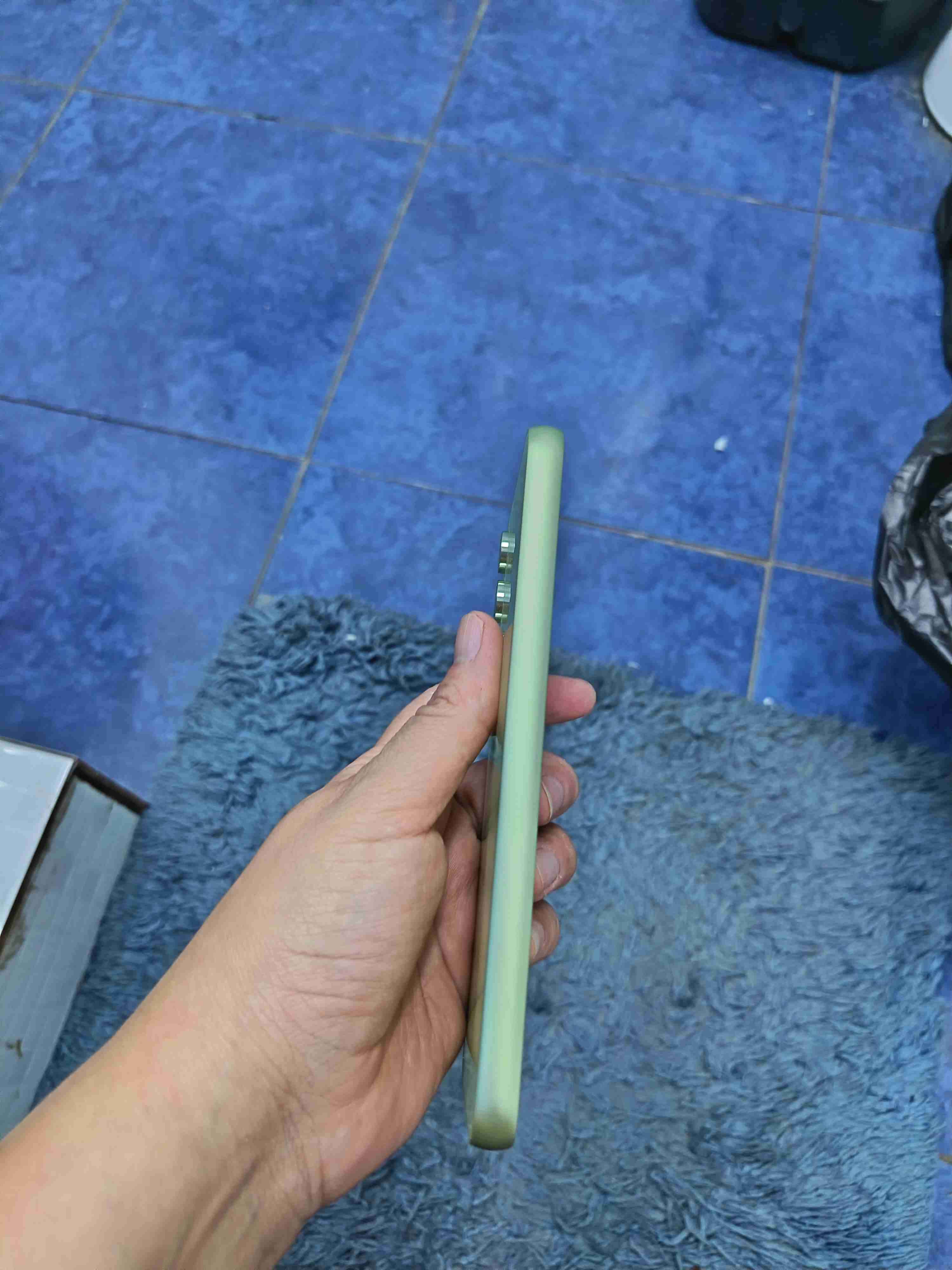 Smartphone verde en buen estado - 3