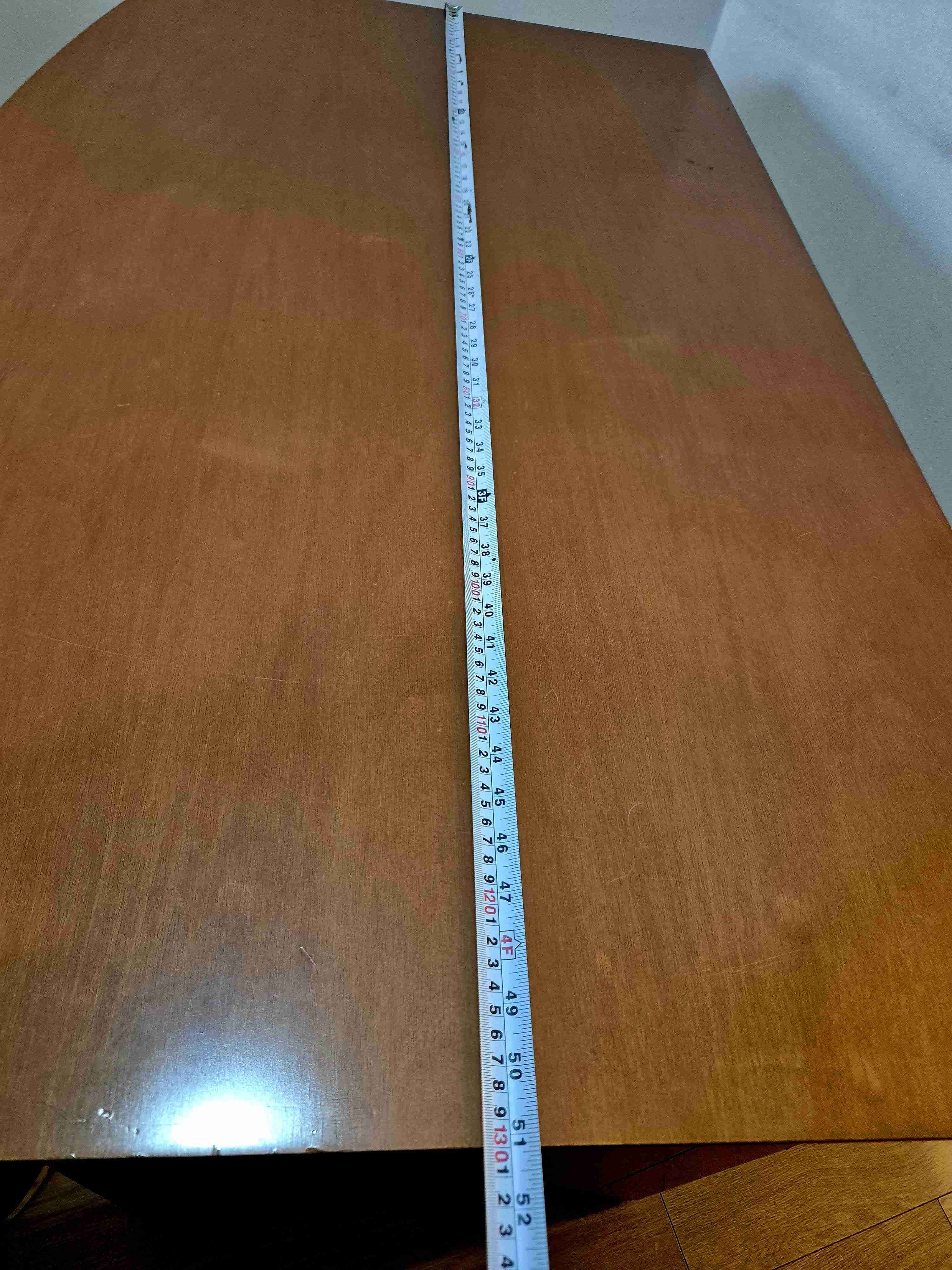 Escritorio amplio, madera noble y maciza. Retiro. - 5