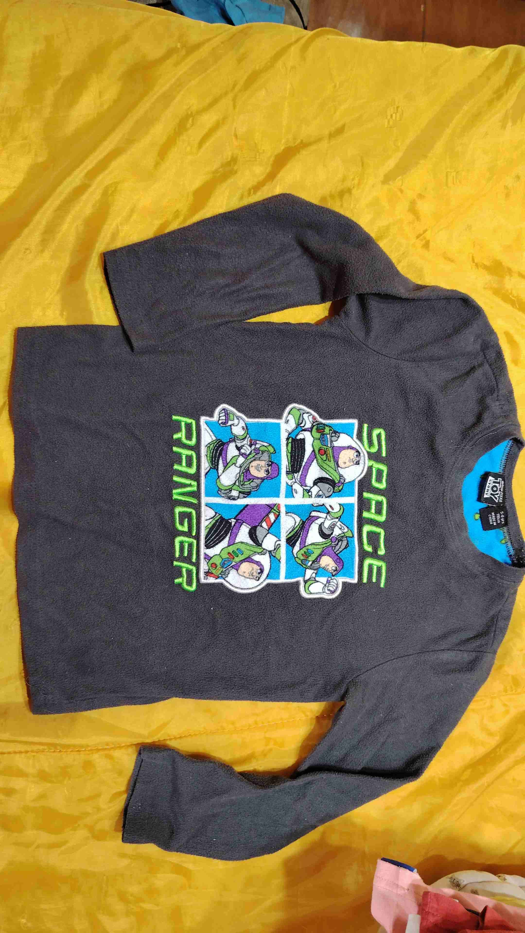 Polerón rosa con logo Superman - miniatura 6