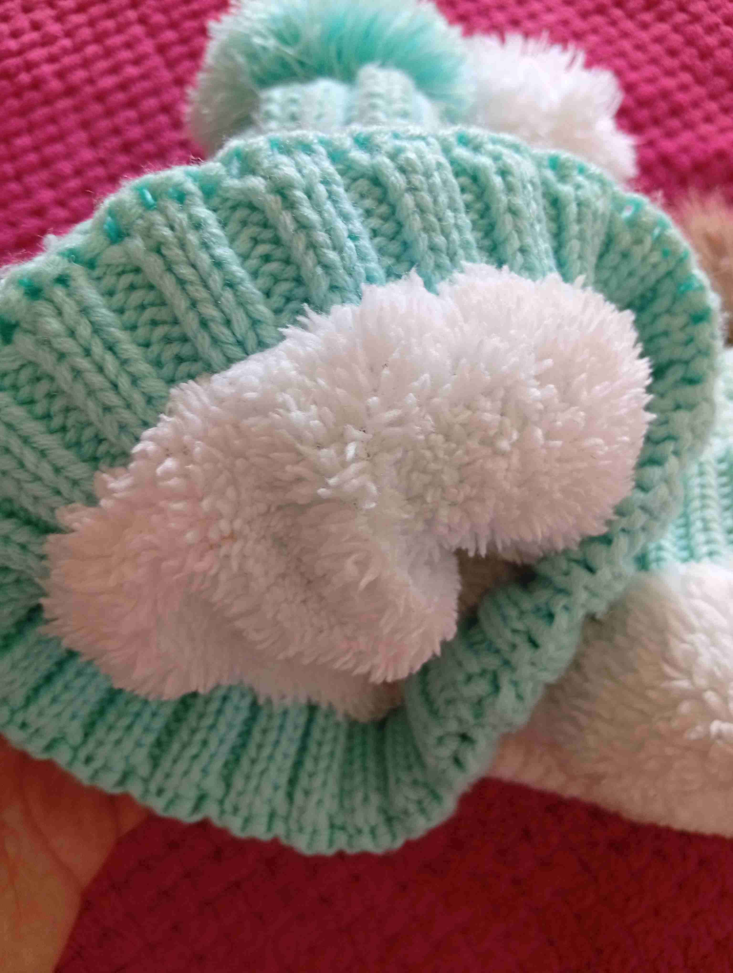 Conjunto de gorros de lana con pompones - 3