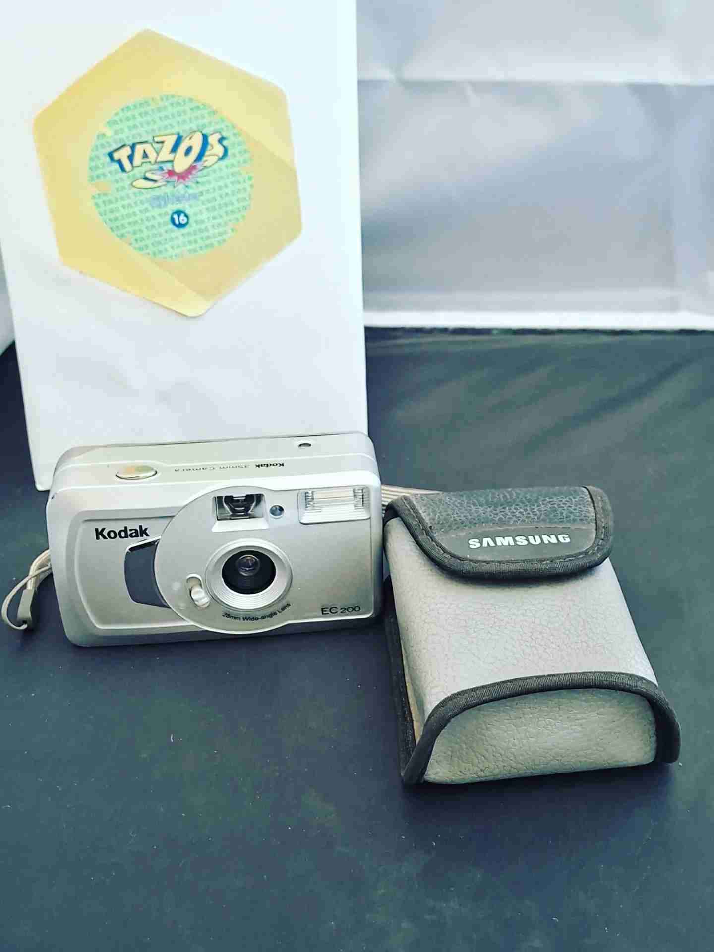 Cámara Kodak EC 200 plateada - miniatura 3