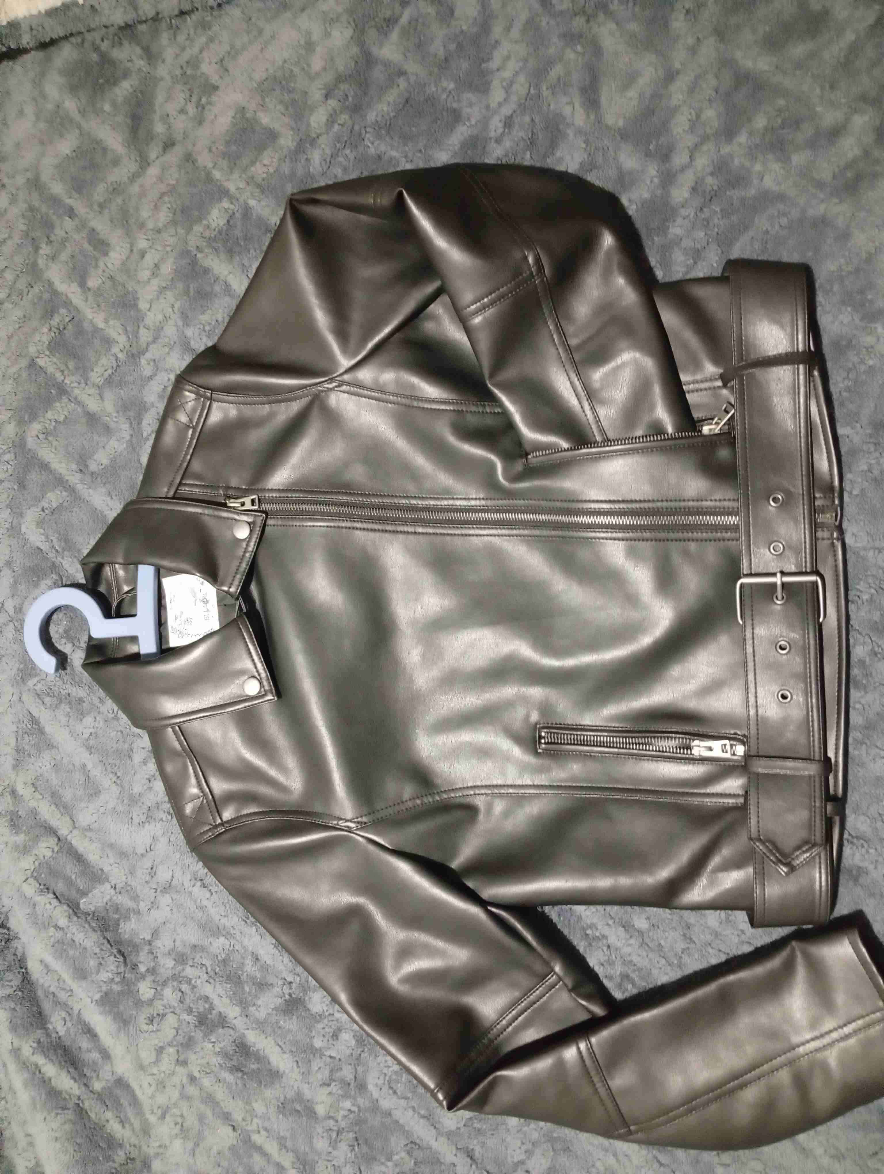 Chaqueta de cuero negro con cierre - miniatura 4