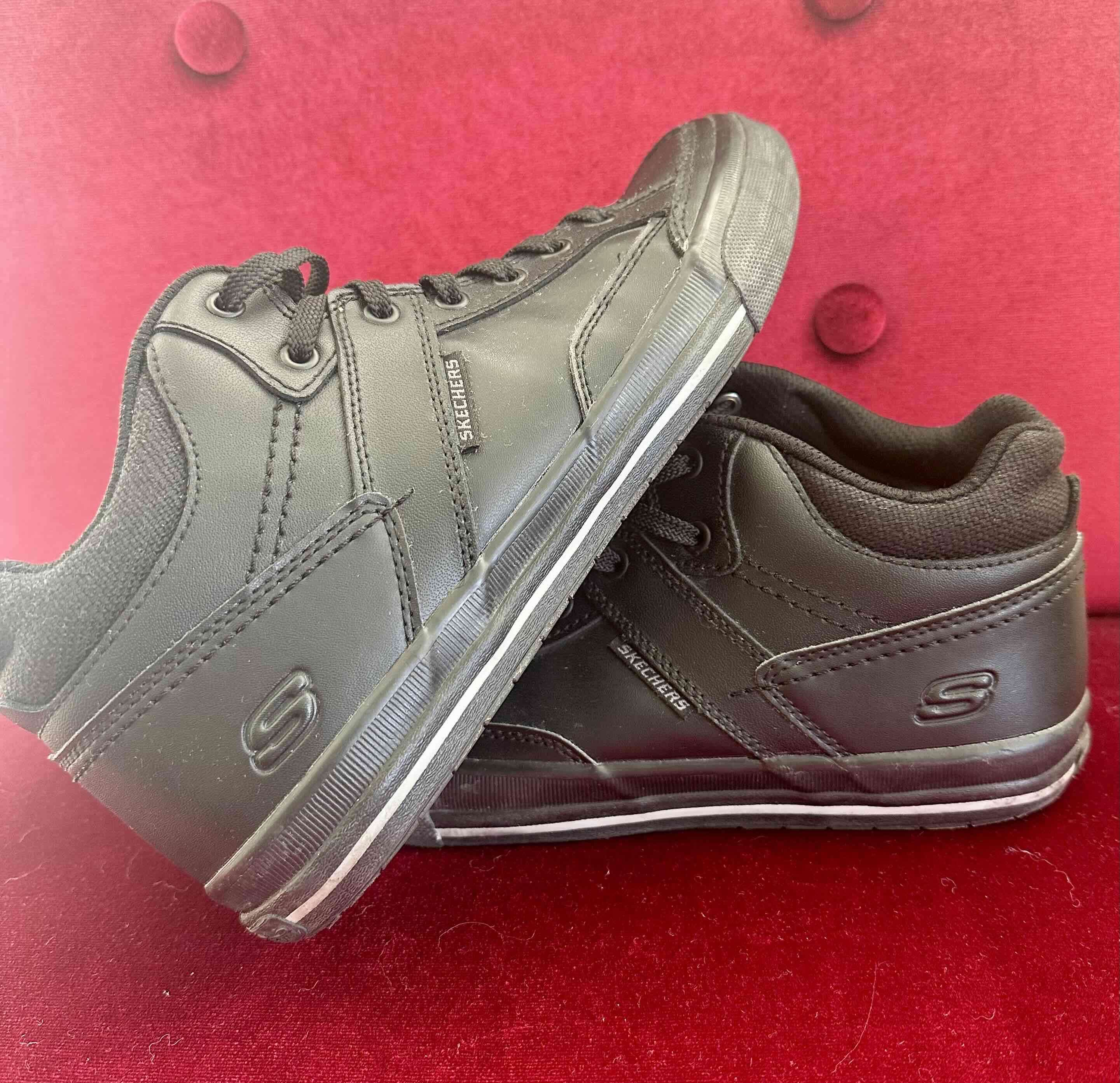 Zapatillas negras Skechers