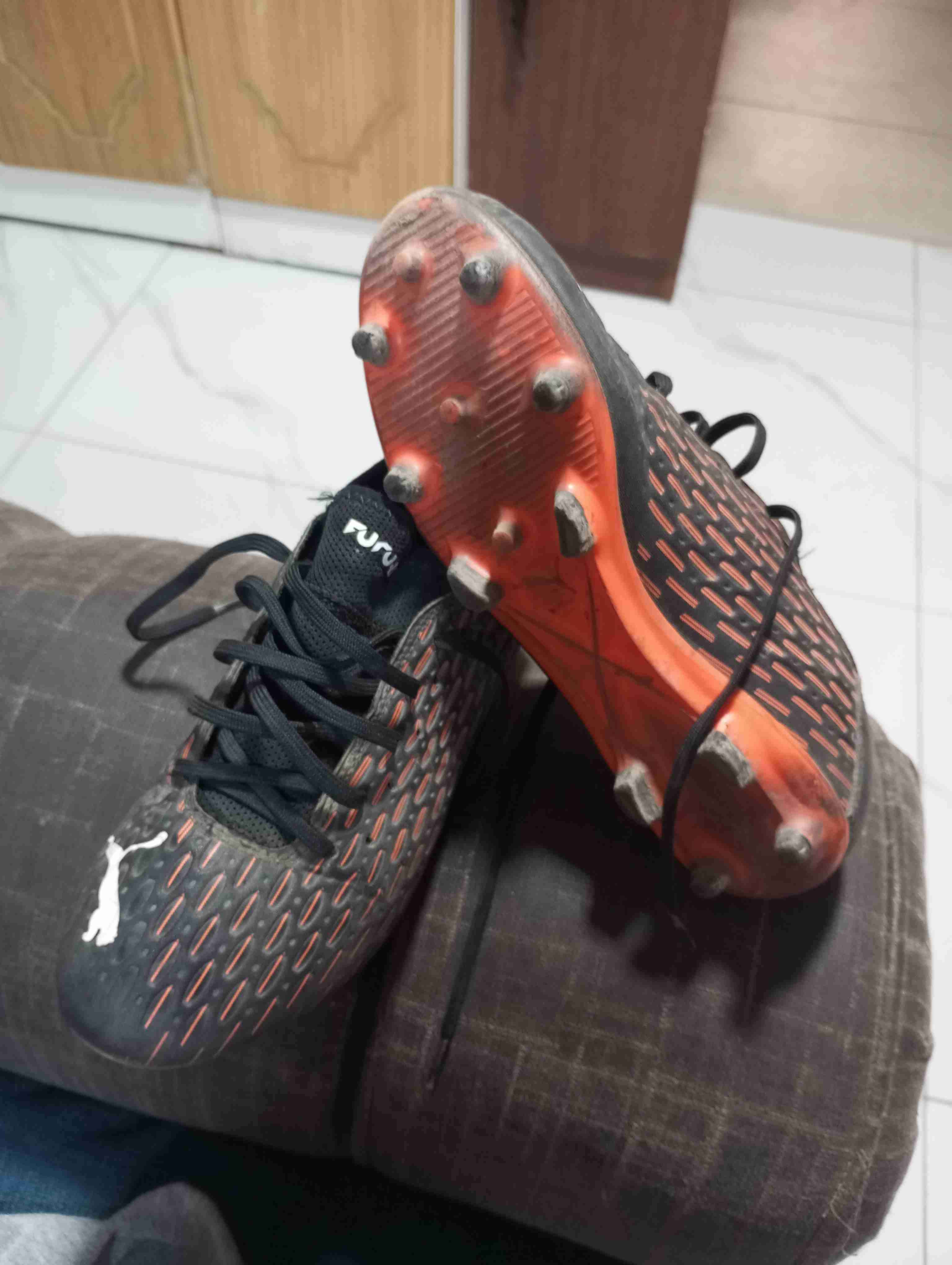 Zapatos de fútbol Puma negros - miniatura 6