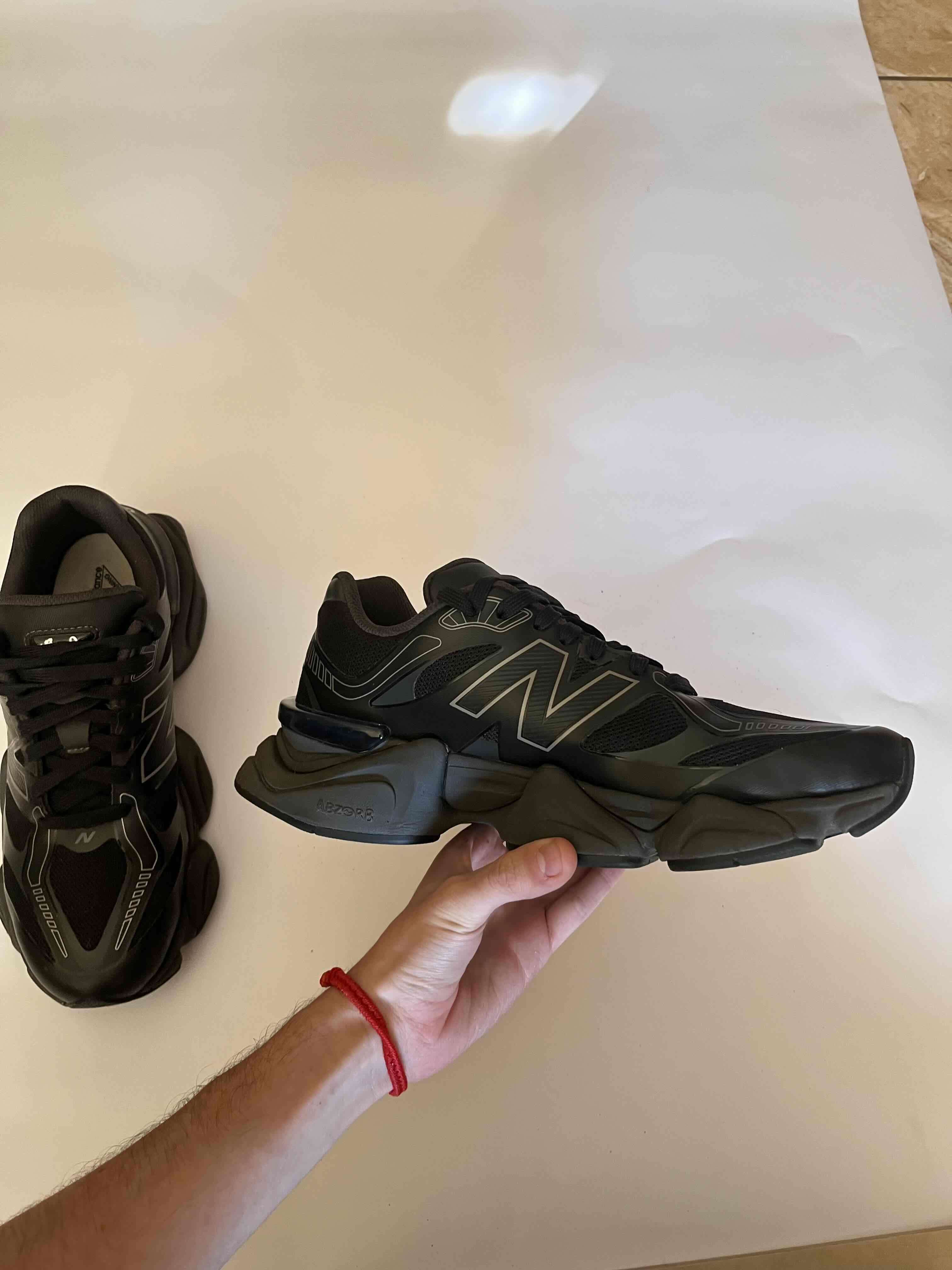 new balance 9060 42/8.5 us - 6